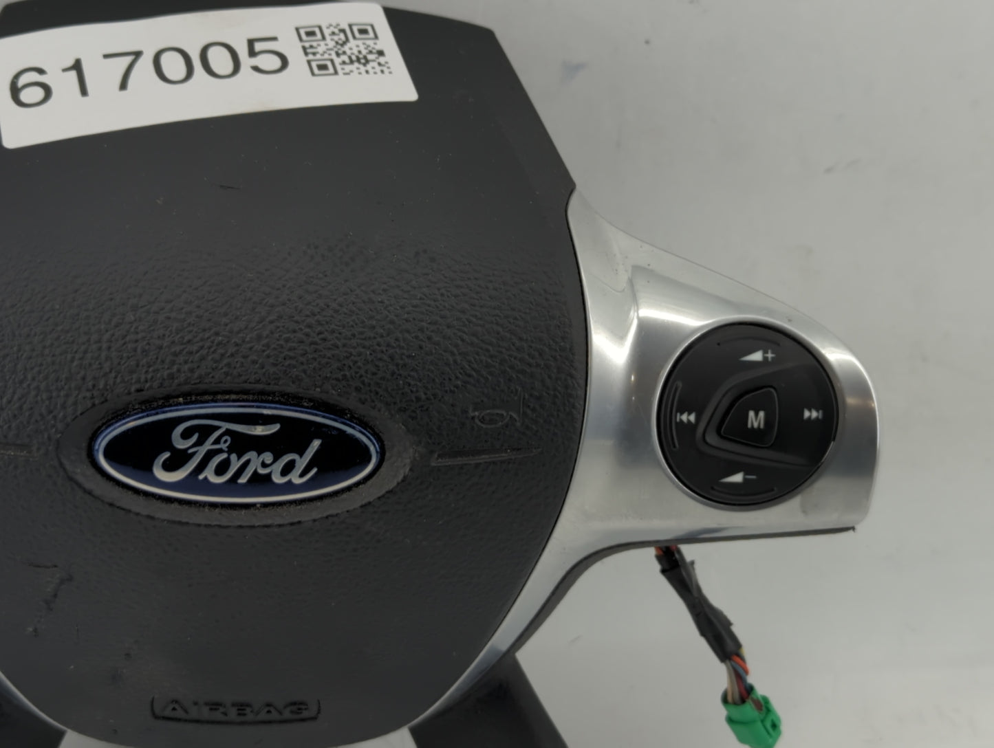 2013-2014 Ford Escape Air Bag Driver Left Steering Wheel Mounted P/N:CJ54 A042B85 BC3 Fits Fits 2013 2014 OEM Used Auto Part