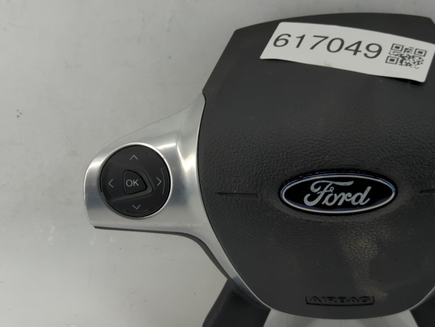 2013-2014 Ford Escape Air Bag Driver Left Steering Wheel Mounted P/N:CJ54 A042B85 BC3 Fits Fits 2013 2014 OEM Used Auto Part