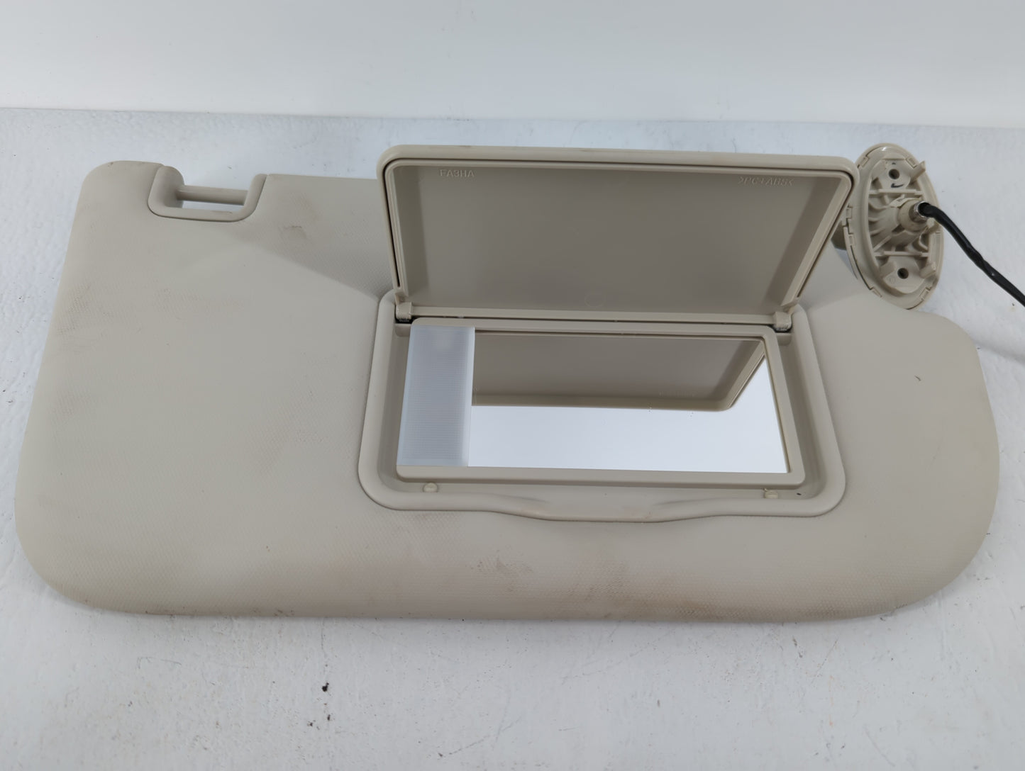 2013-2019 Ford Escape Sun Visor Shade Replacement Passenger Right Mirror Fits Fits 2013 2014 2015 2016 2017 2018 2019 OEM Us