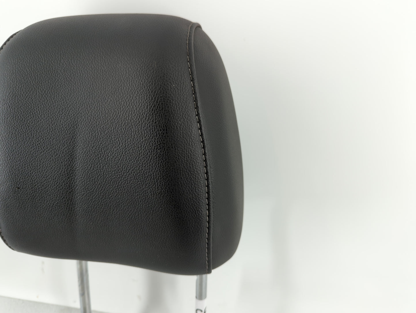 2013 Ford Escape Headrest Head Rest Front Driver Passenger Seat Black - Oemusedautoparts1.com