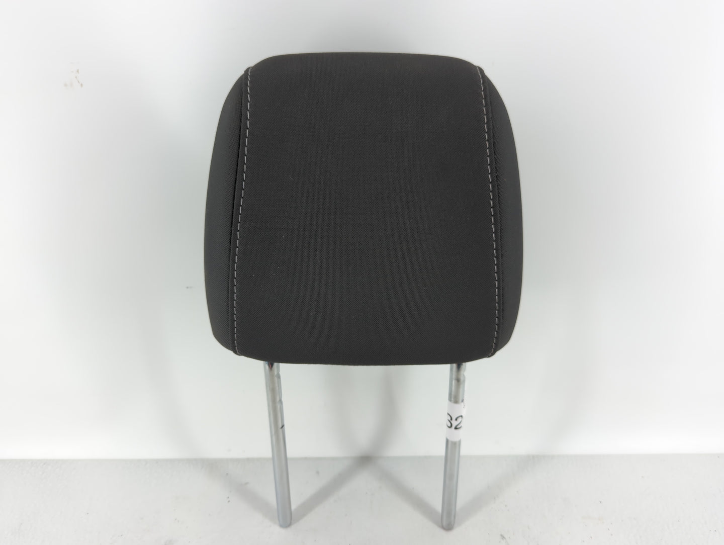 Ford Escape Headrest Head Rest Front Driver Passenger Seat Black - Oemusedautoparts1.com
