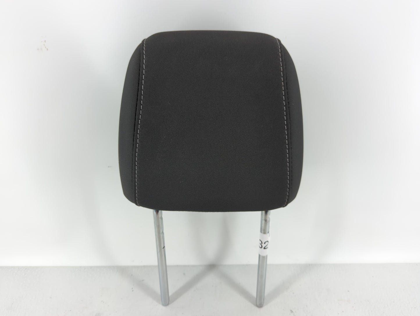 Ford Escape Headrest Head Rest Front Driver Passenger Seat Black - Oemusedautoparts1.com