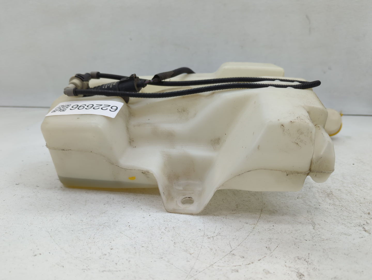 2013-2014 Ford Escape Windshield Washer Fluid Reservoir Bottle 622696 - Oemusedautoparts1.com