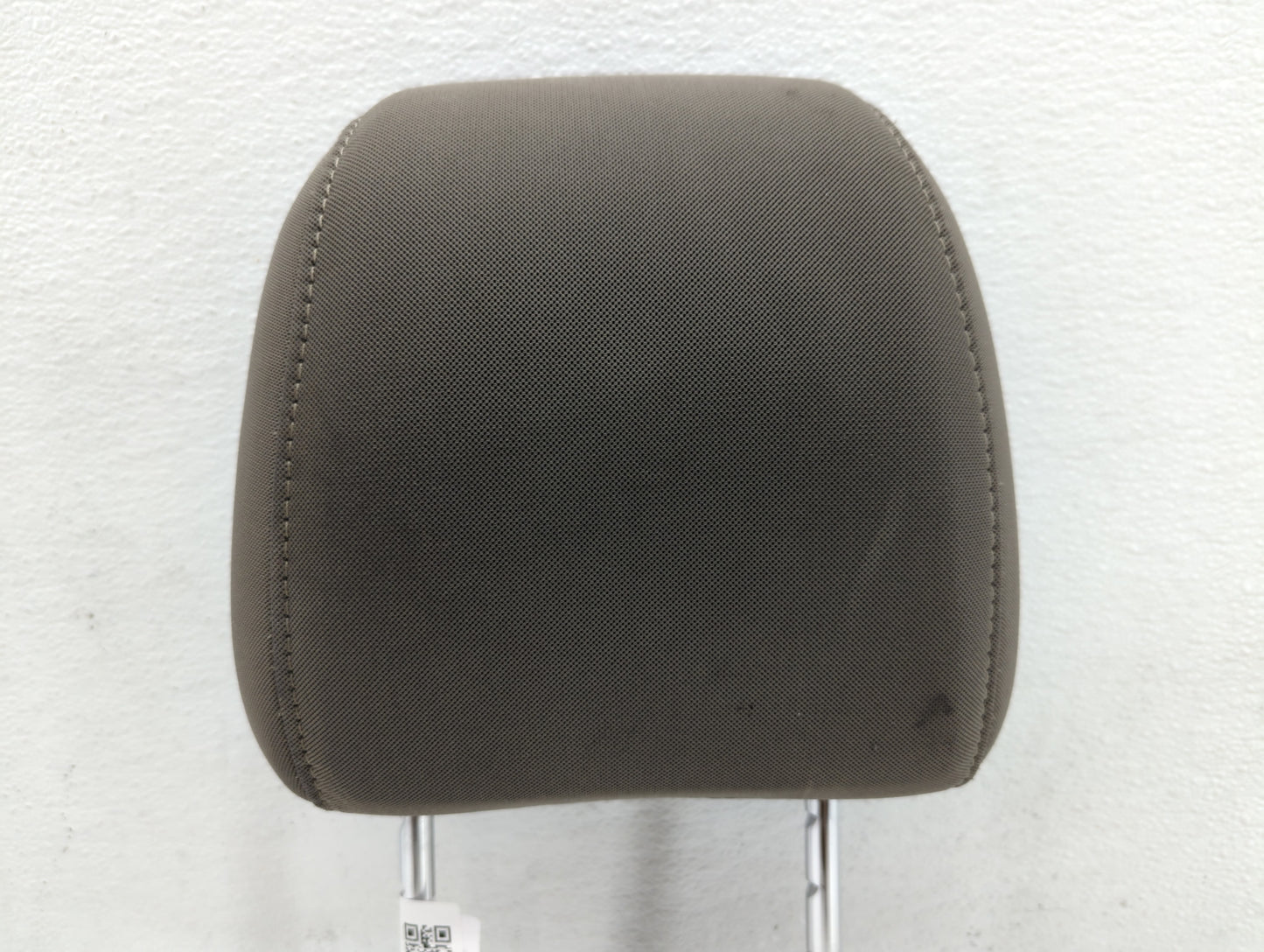 2013-2015 Ford Escape Headrest Head Rest Front Driver Passenger Seat Fits Fits 2013 2014 2015 OEM Used Auto Parts - Oemuseda