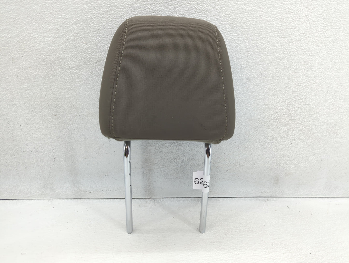 2013-2015 Ford Escape Headrest Head Rest Front Driver Passenger Seat Fits Fits 2013 2014 2015 OEM Used Auto Parts - Oemuseda