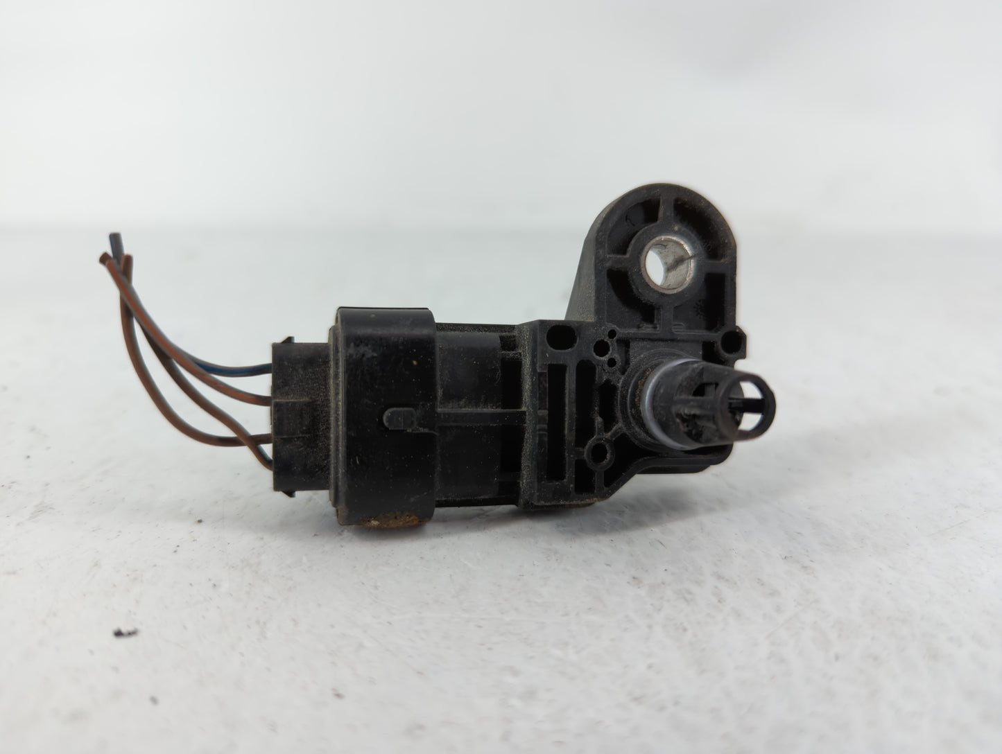 2013-2016 Ford Escape Mass Air Flow Meter Maf - Oemusedautoparts1.com