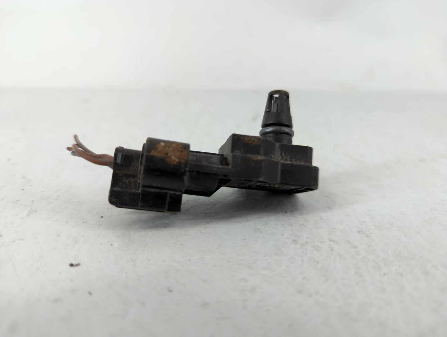 2013-2016 Ford Escape Mass Air Flow Meter Maf - Oemusedautoparts1.com
