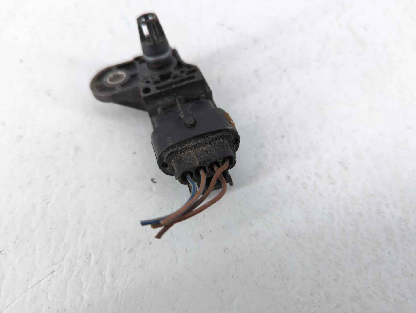 2013-2016 Ford Escape Mass Air Flow Meter Maf - Oemusedautoparts1.com