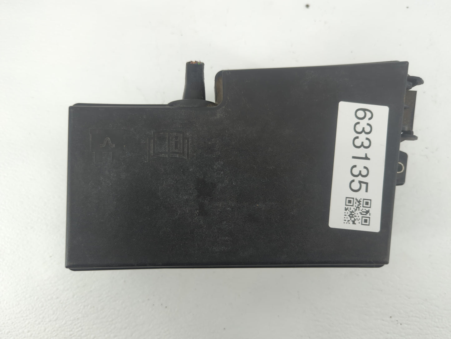 2013-2016 Ford Escape Fusebox Fuse Box Panel Relay Module P/N:AV6T-14A067-AC Fits Fits 2013 2014 2015 2016 OEM Used Auto Par