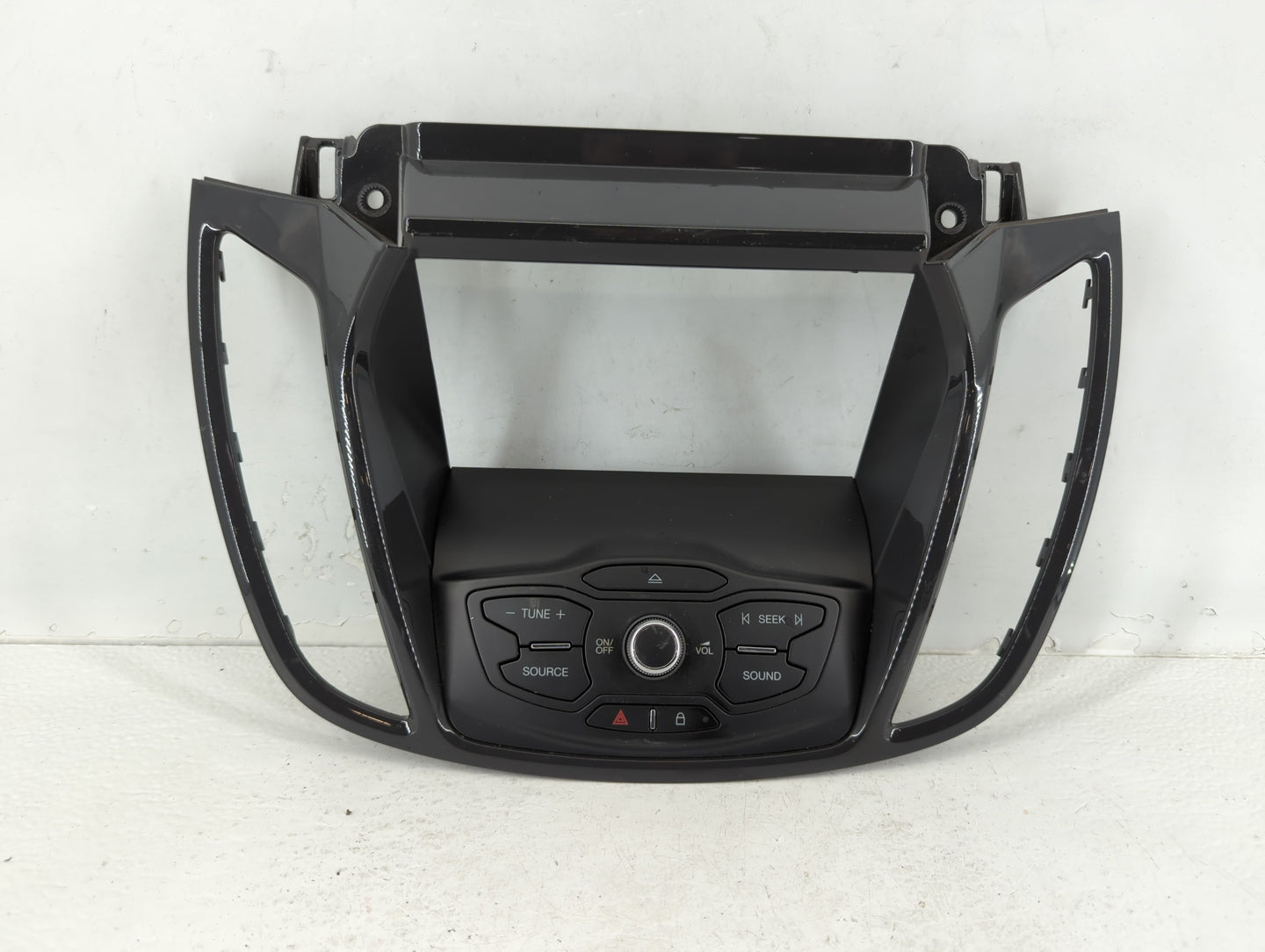 2013-2016 Ford Escape Am Fm Cd Player Radio Receiver - Oemusedautoparts1.com