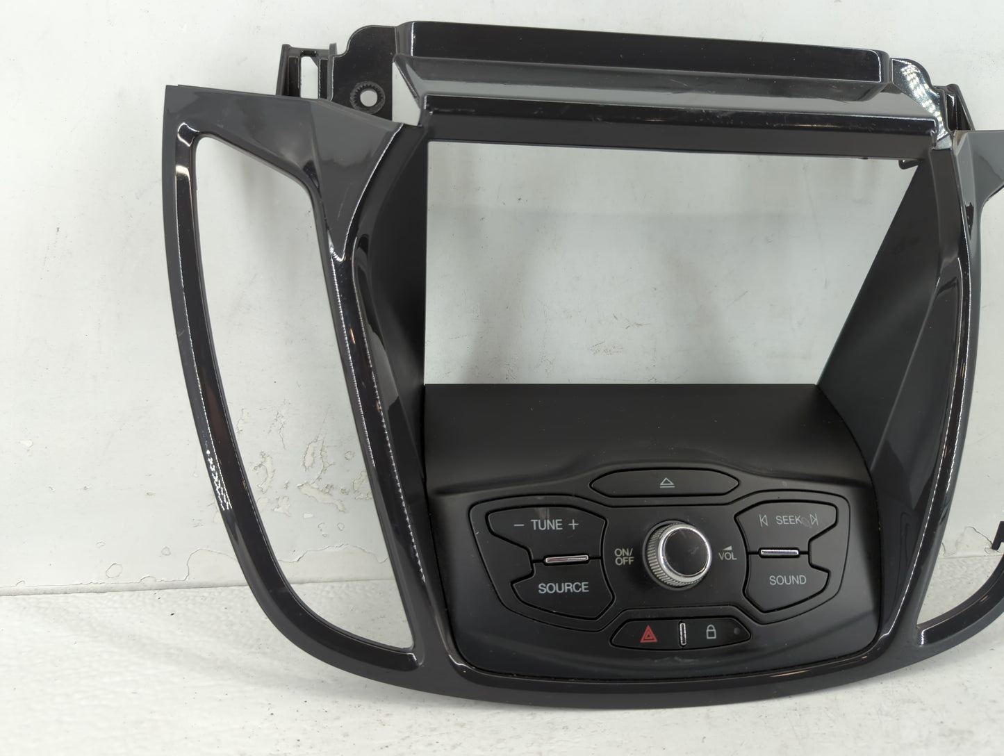 2013-2016 Ford Escape Am Fm Cd Player Radio Receiver - Oemusedautoparts1.com