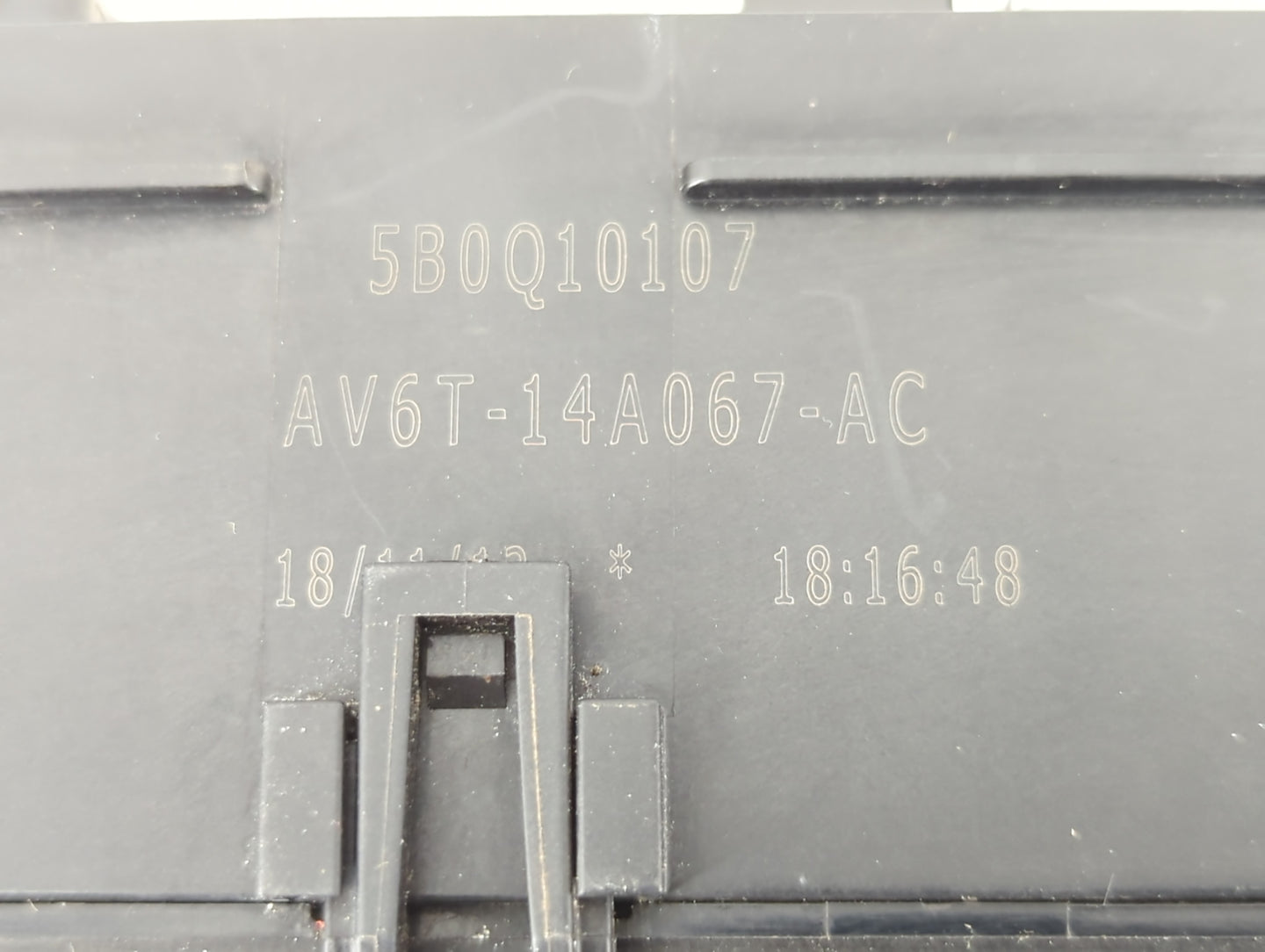 2013 Ford Escape Fusebox Fuse Box Panel Relay Module P/N:21184
AV6T-14A142-AB Fits Fits 2007 OEM Used Auto Parts - Oemusedau