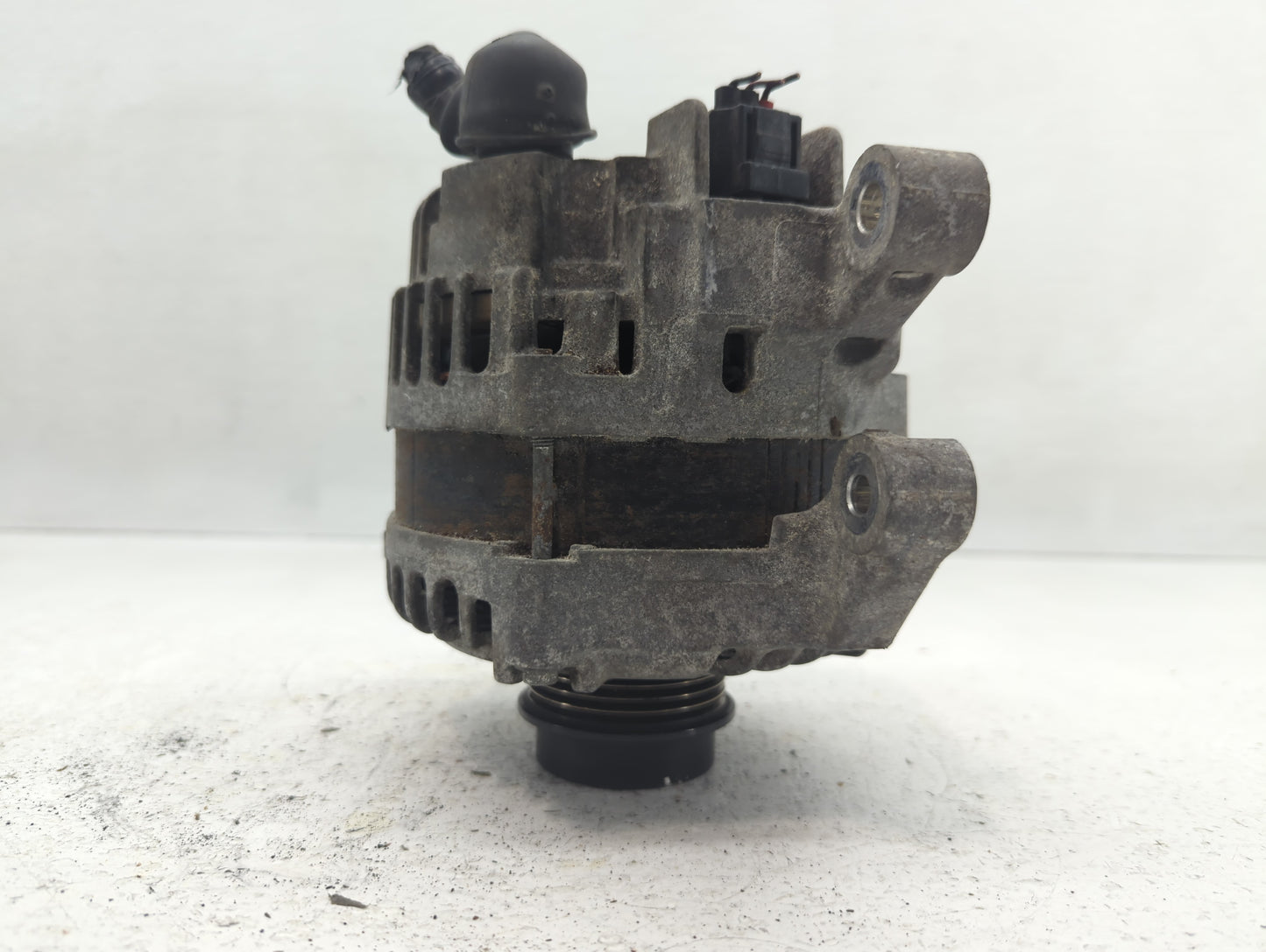 2013-2019 Ford Escape Alternator Replacement Generator Charging Assembly Engine OEM P/N:CJ5T-10300-FA Fits OEM Used Auto Par