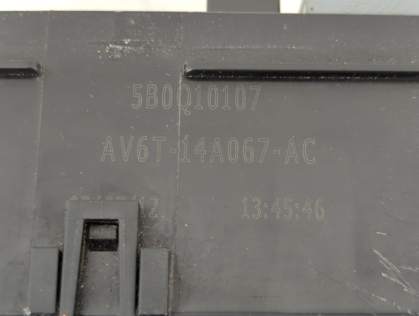 2013-2016 Ford Escape Fusebox Fuse Box Panel Relay Module P/N:AV6T-14A067-AC Fits Fits 2013 2014 2015 2016 OEM Used Auto Par