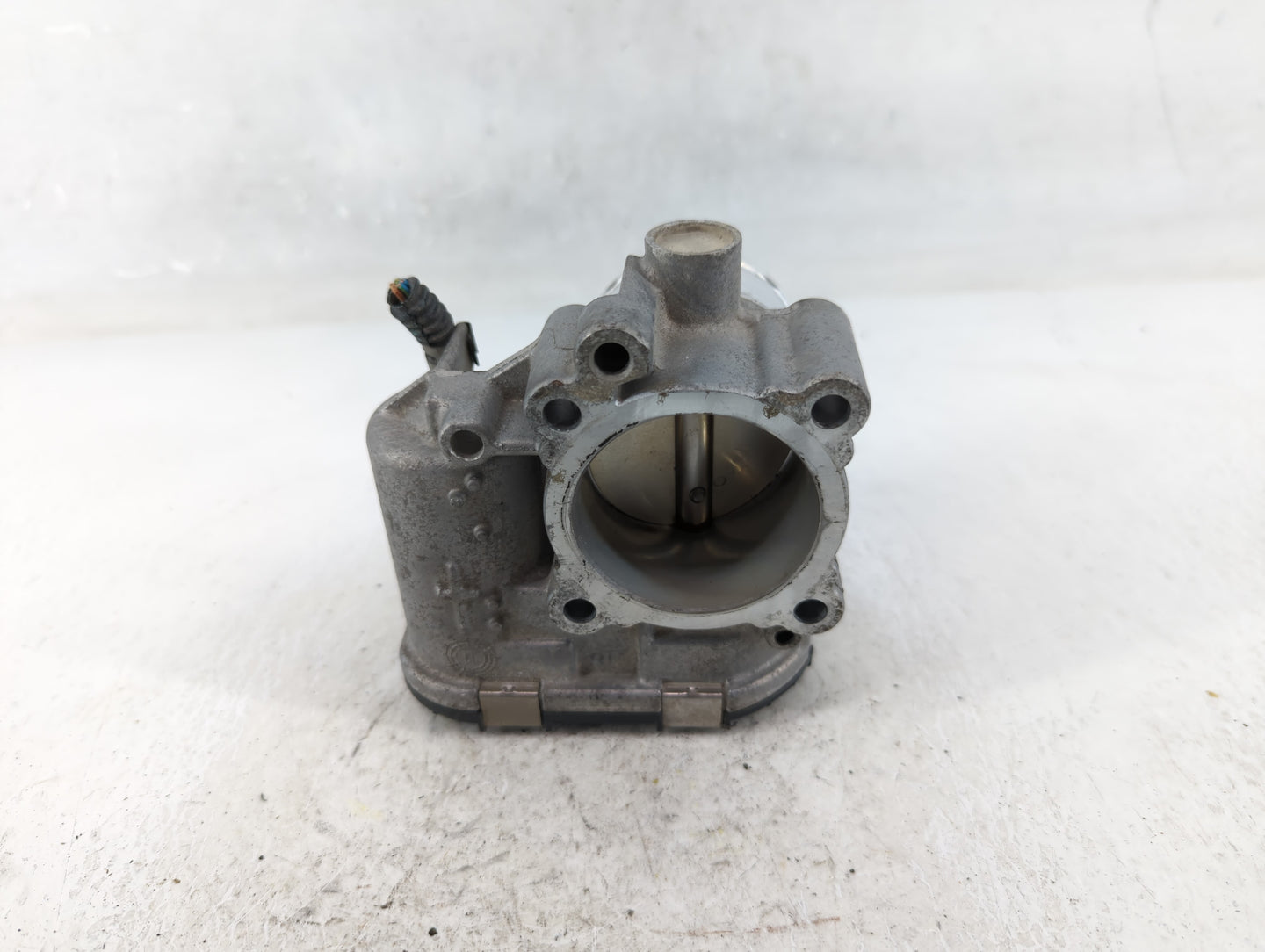 2013-2016 Ford Escape Throttle Body P/N:7S7G-9F991-CA Fits Fits 2013 2014 2015 2016 2017 2018 2019 OEM Used Auto Parts - Oem
