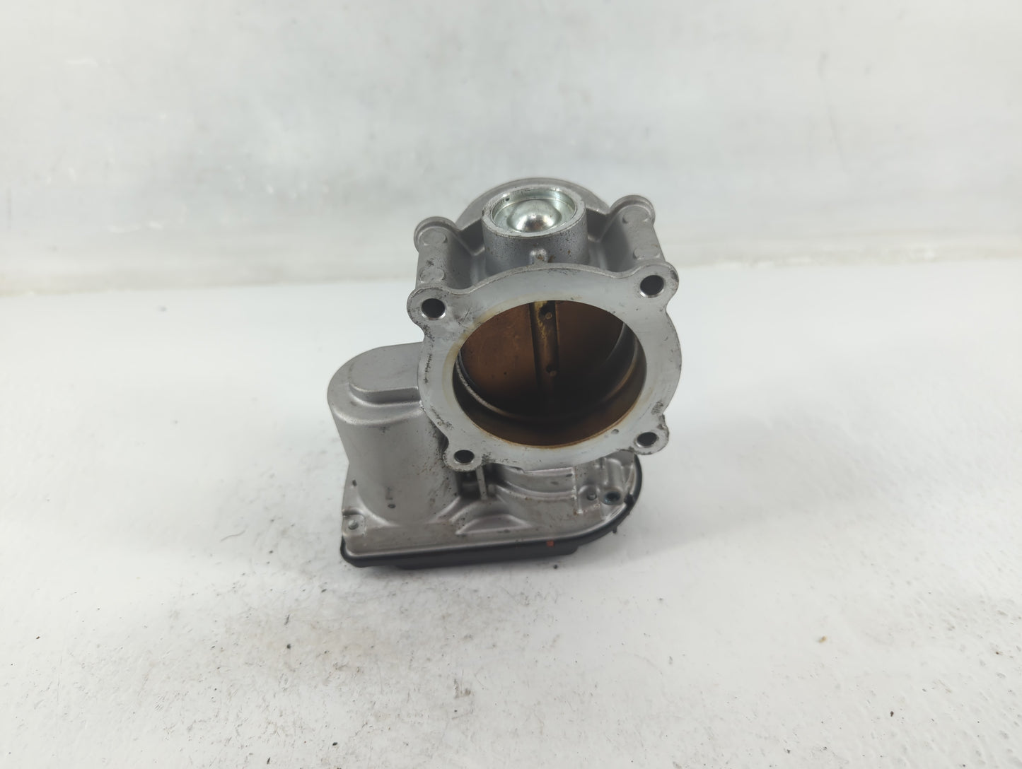 2013-2022 Ford Escape Throttle Body P/N:67M2742 Fits Fits 2013 2014 2015 2016 2017 2018 2019 2020 2021 2022 OEM Used Auto Pa