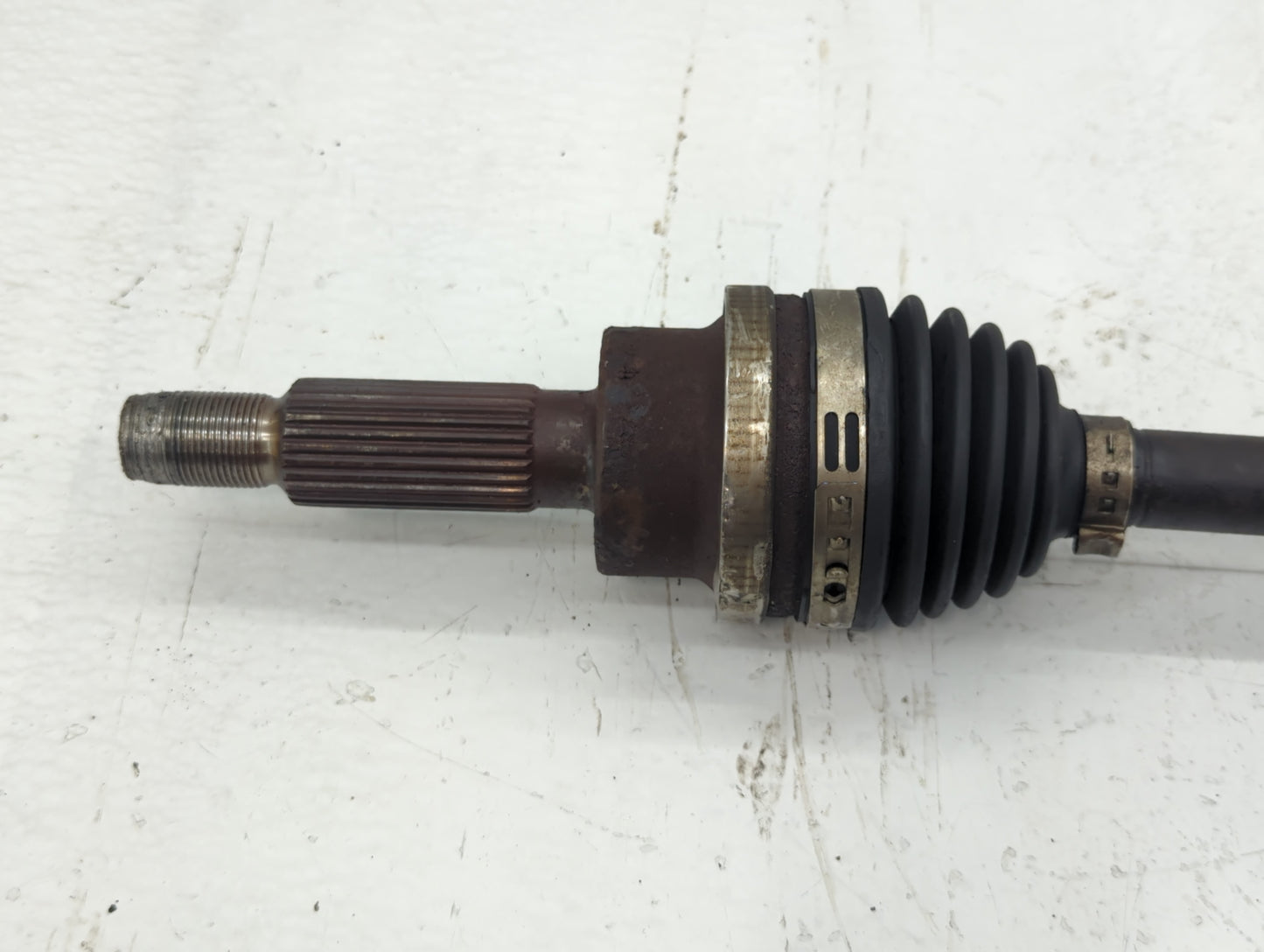 2013-2016 Ford Escape Axle Shaft Front Driver Cv C/v - Oemusedautoparts1.com