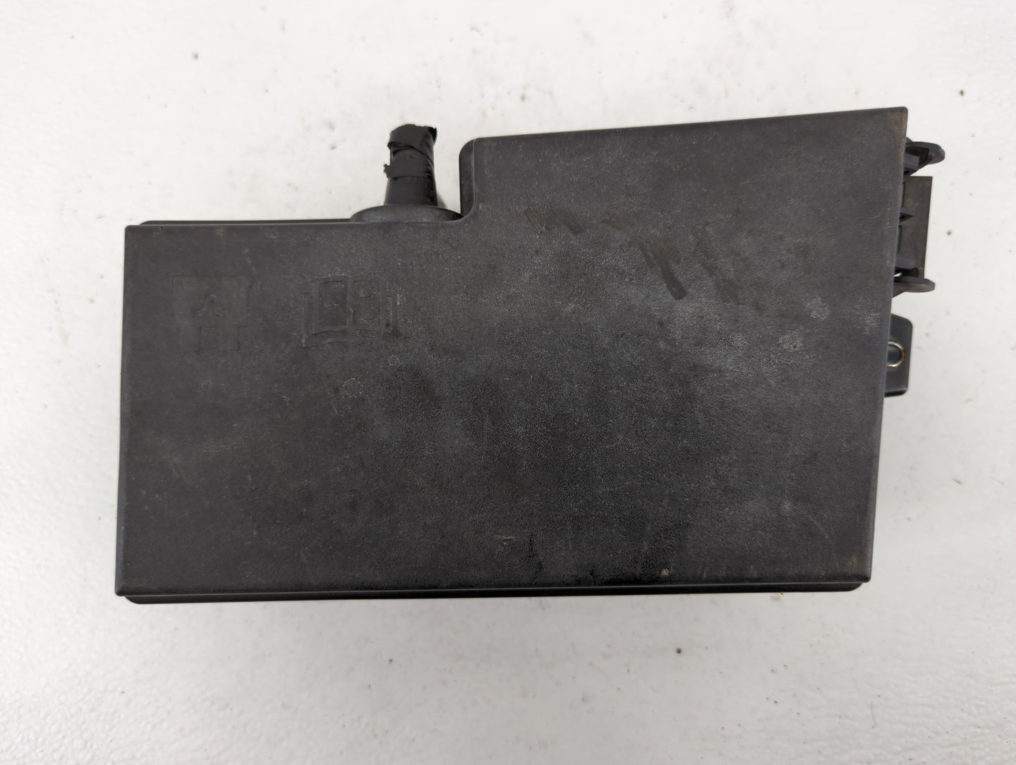 2013-2016 Ford Escape Fusebox Fuse Box Panel Relay Module P/N:5B0Q10107 AV6T-14A067-AC Fits Fits 2013 2014 2015 2016 OEM Use