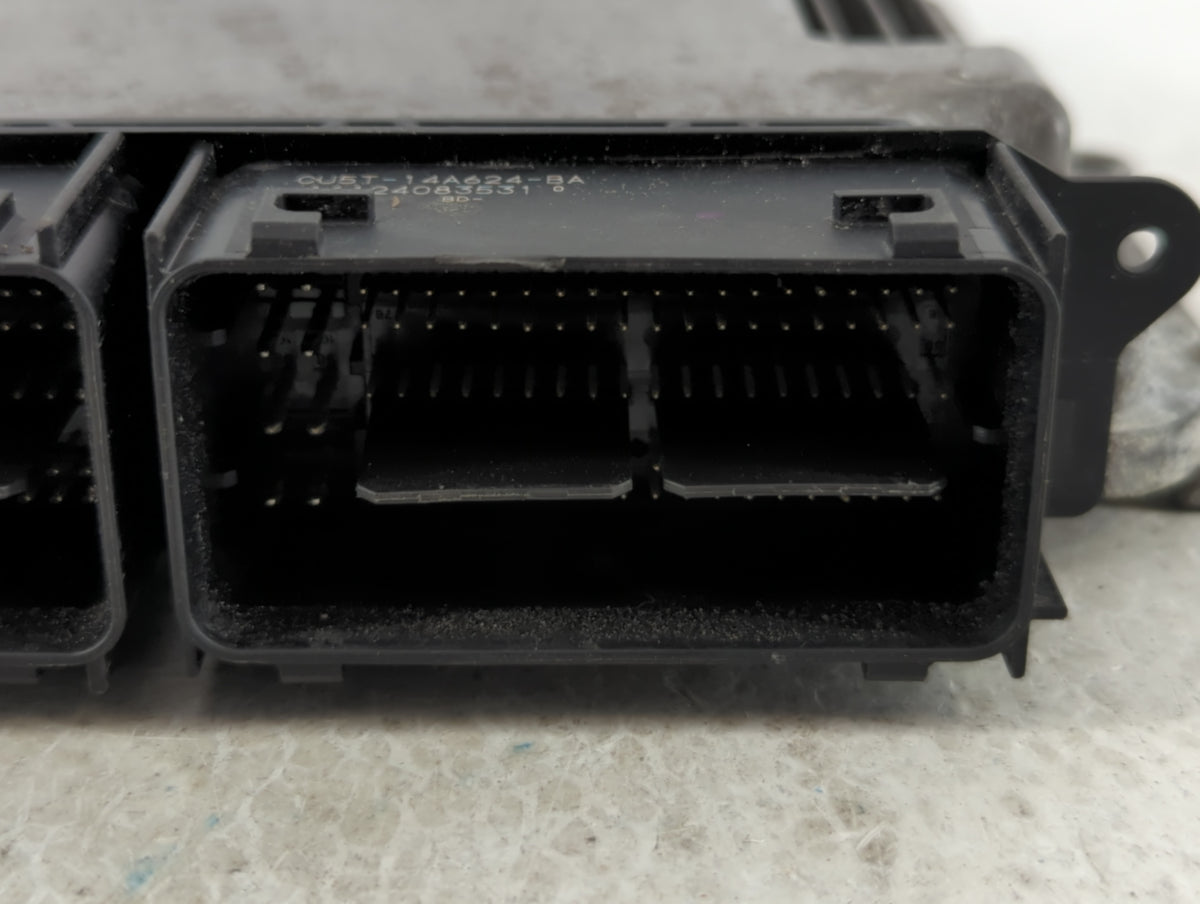 2013-2015 Ford Escape PCM Engine Control Computer ECU ECM PCU OEM P/N:EJ5A-12A650-CA Fits 2013 2014 2015 OEM Used Auto Parts
