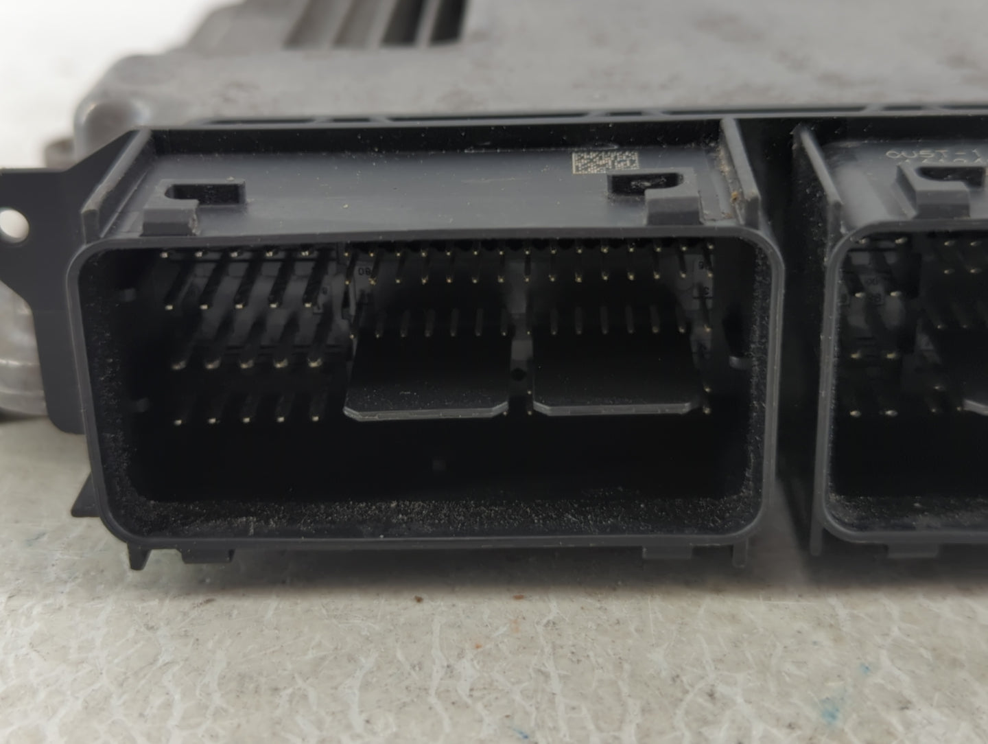 2013 Ford Escape PCM Engine Control Computer ECU ECM PCU OEM P/N:EJ5A-12A650-CA Fits OEM Used Auto Parts - Oemusedautoparts1