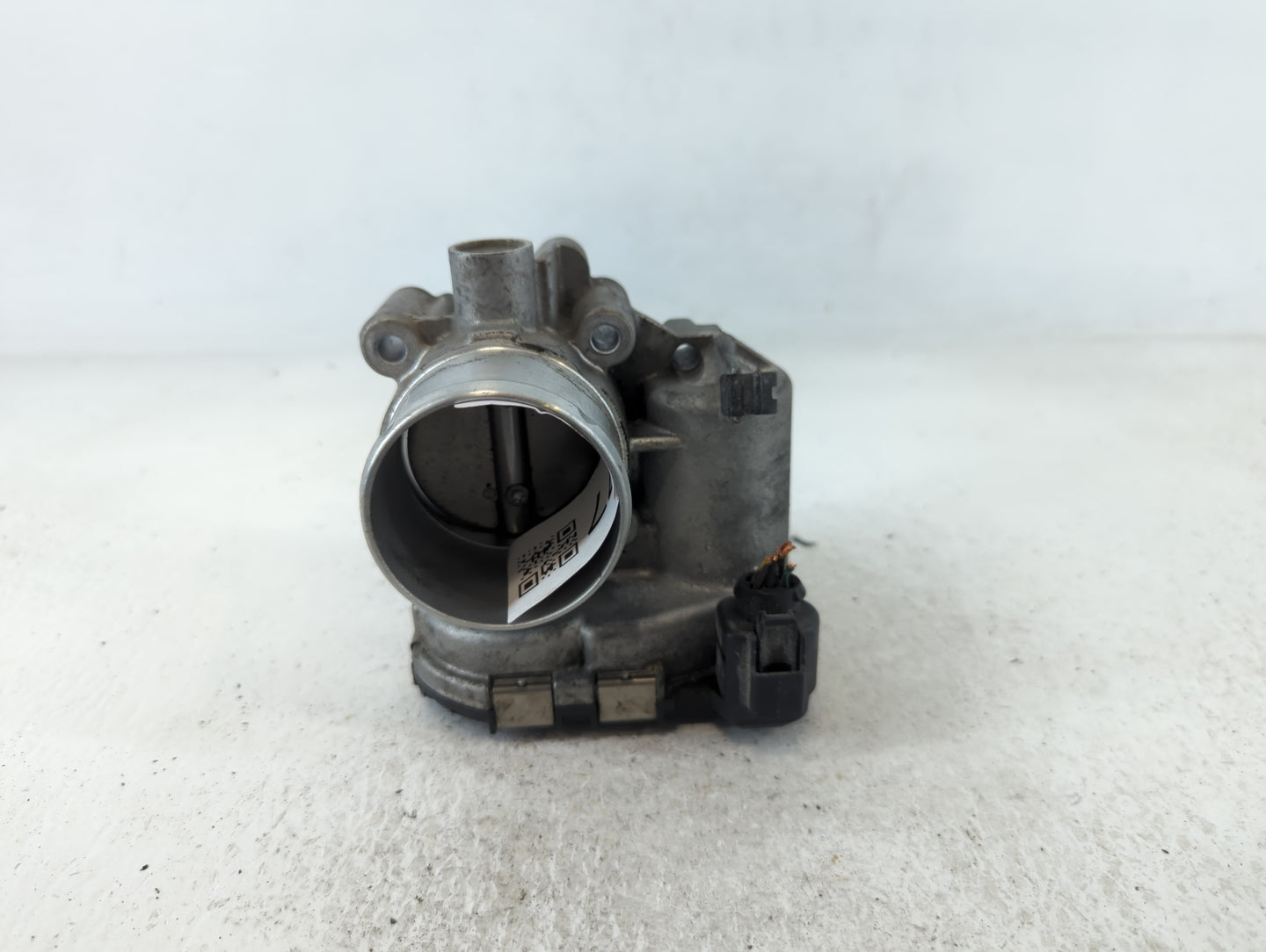 2013-2016 Ford Escape Throttle Body P/N:7S7G-9F991-CA Fits Fits 2013 2014 2015 2016 2017 2018 2019 OEM Used Auto Parts - Oem