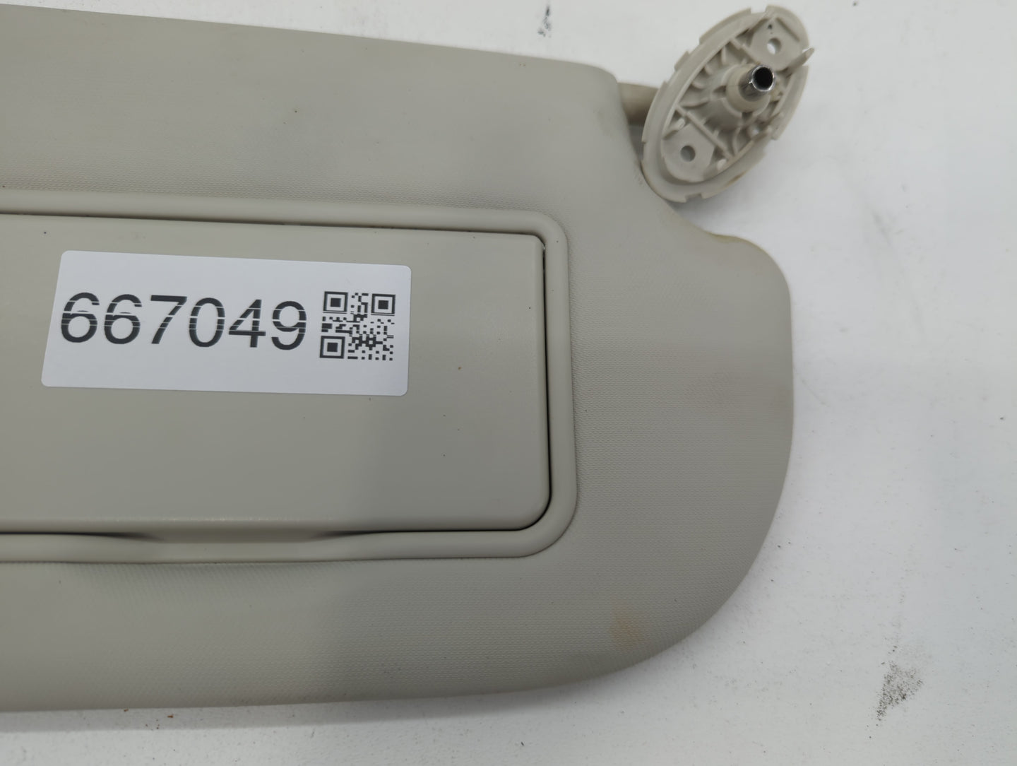 2013-2019 Ford Escape Sun Visor Shade Replacement Passenger Right Mirror Fits Fits 2013 2014 2015 2016 2017 2018 2019 OEM Us