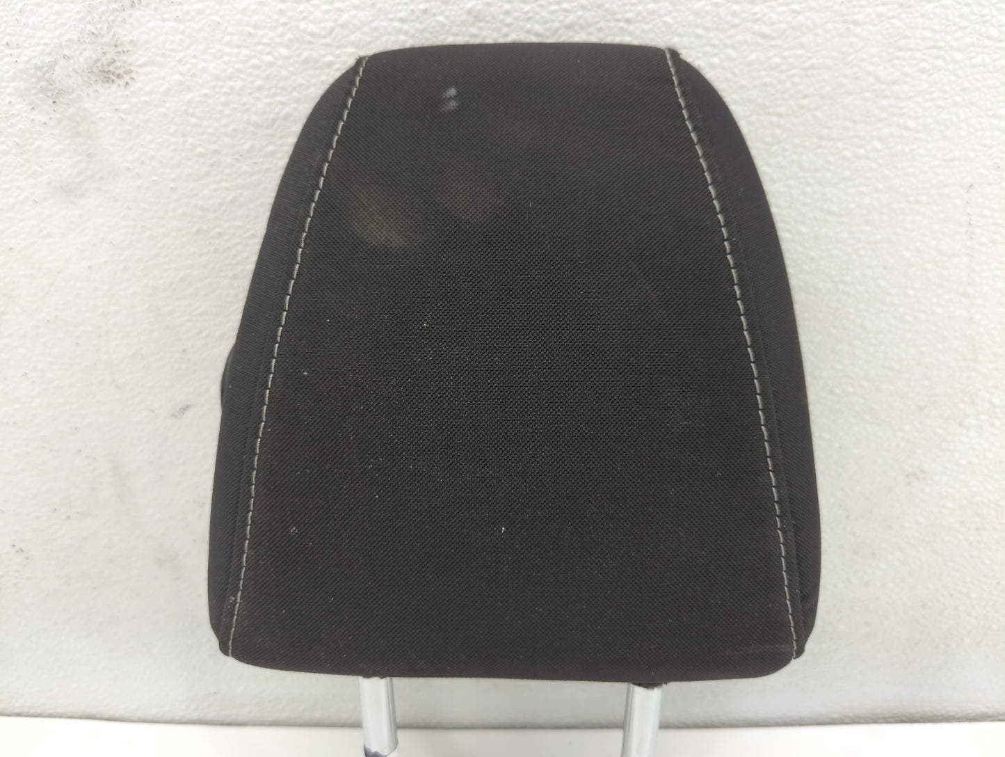 2013-2015 Ford Escape Headrest Head Rest Front Driver Passenger Seat Fits Fits 2013 2014 2015 OEM Used Auto Parts - Oemuseda