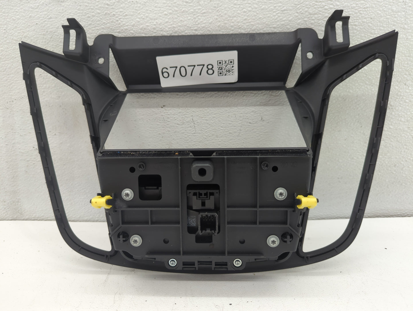 2013 Ford Escape Climate Control Module Temperature AC/Heater Replacement P/N:>C186Y< CJ54-18835-CCW Fits OEM Used Auto Part