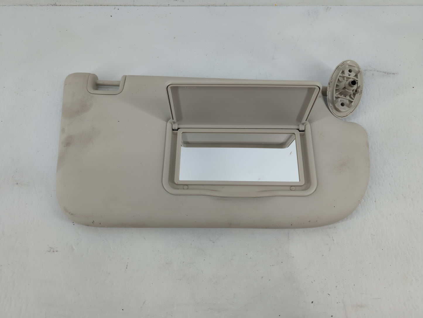 2013-2019 Ford Escape Sun Visor Shade Replacement Passenger Right Mirror Fits Fits 2013 2014 2015 2016 2017 2018 2019 OEM Us