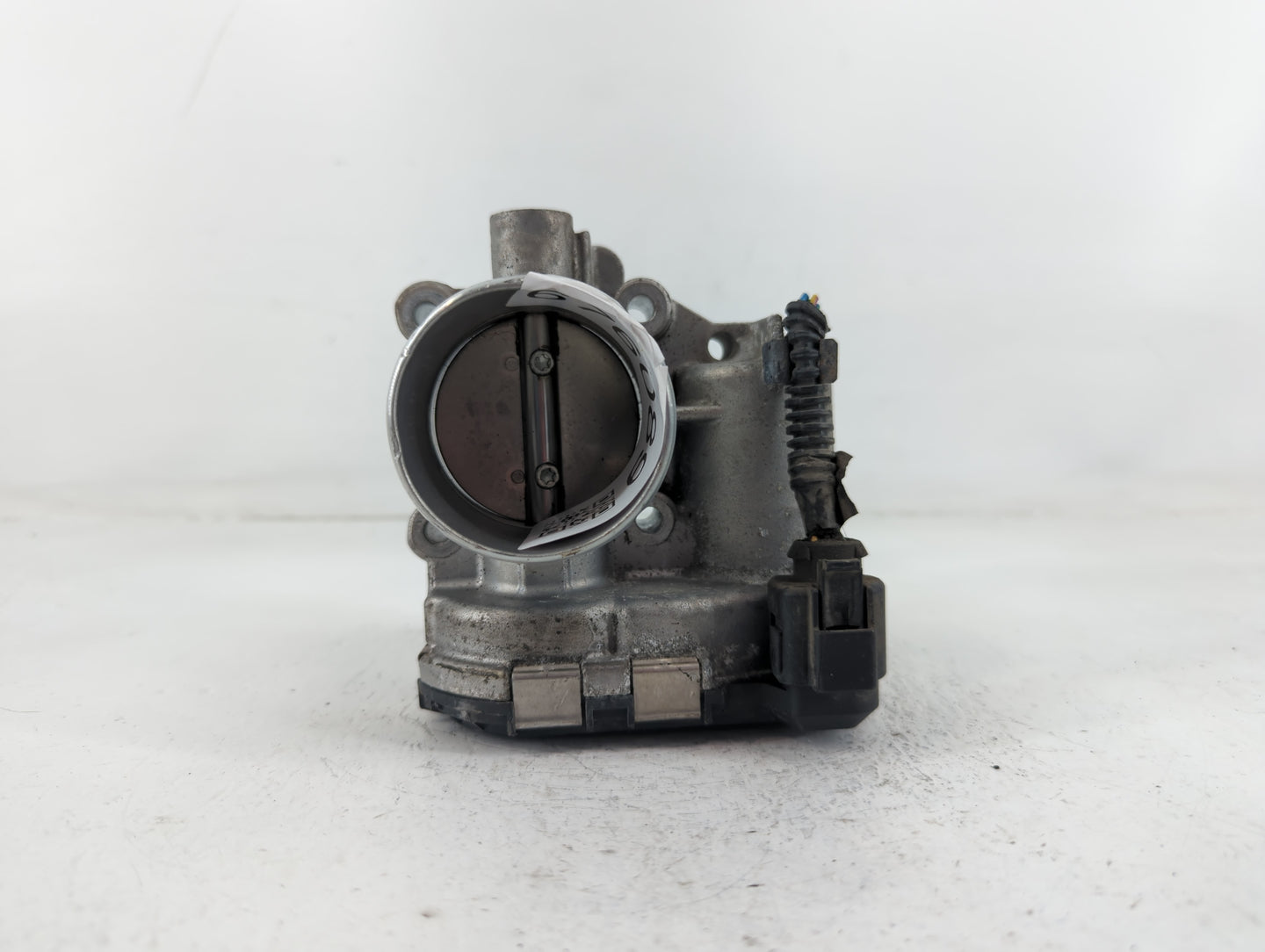 2013-2016 Ford Escape Throttle Body P/N:7S7G-9F991-CA Fits Fits 2013 2014 2015 2016 2017 2018 2019 OEM Used Auto Parts - Oem
