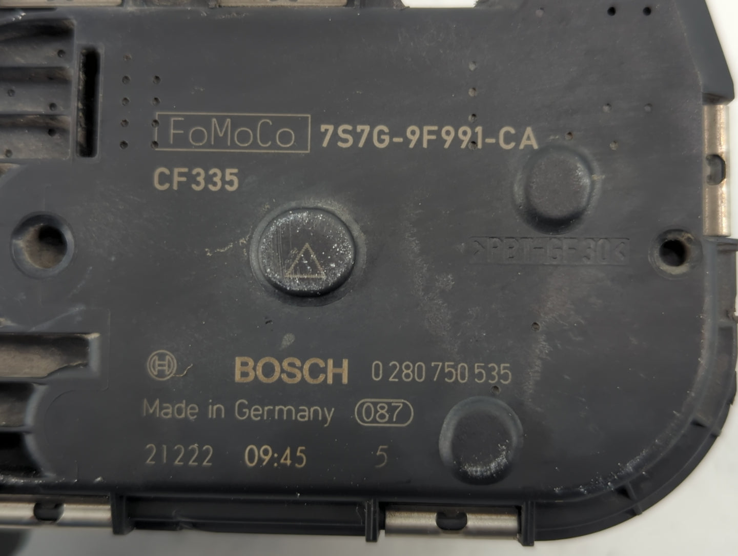 2013-2016 Ford Escape Throttle Body P/N:7S7G-9F991-CA Fits Fits 2013 2014 2015 2016 2017 2018 2019 OEM Used Auto Parts - Oem