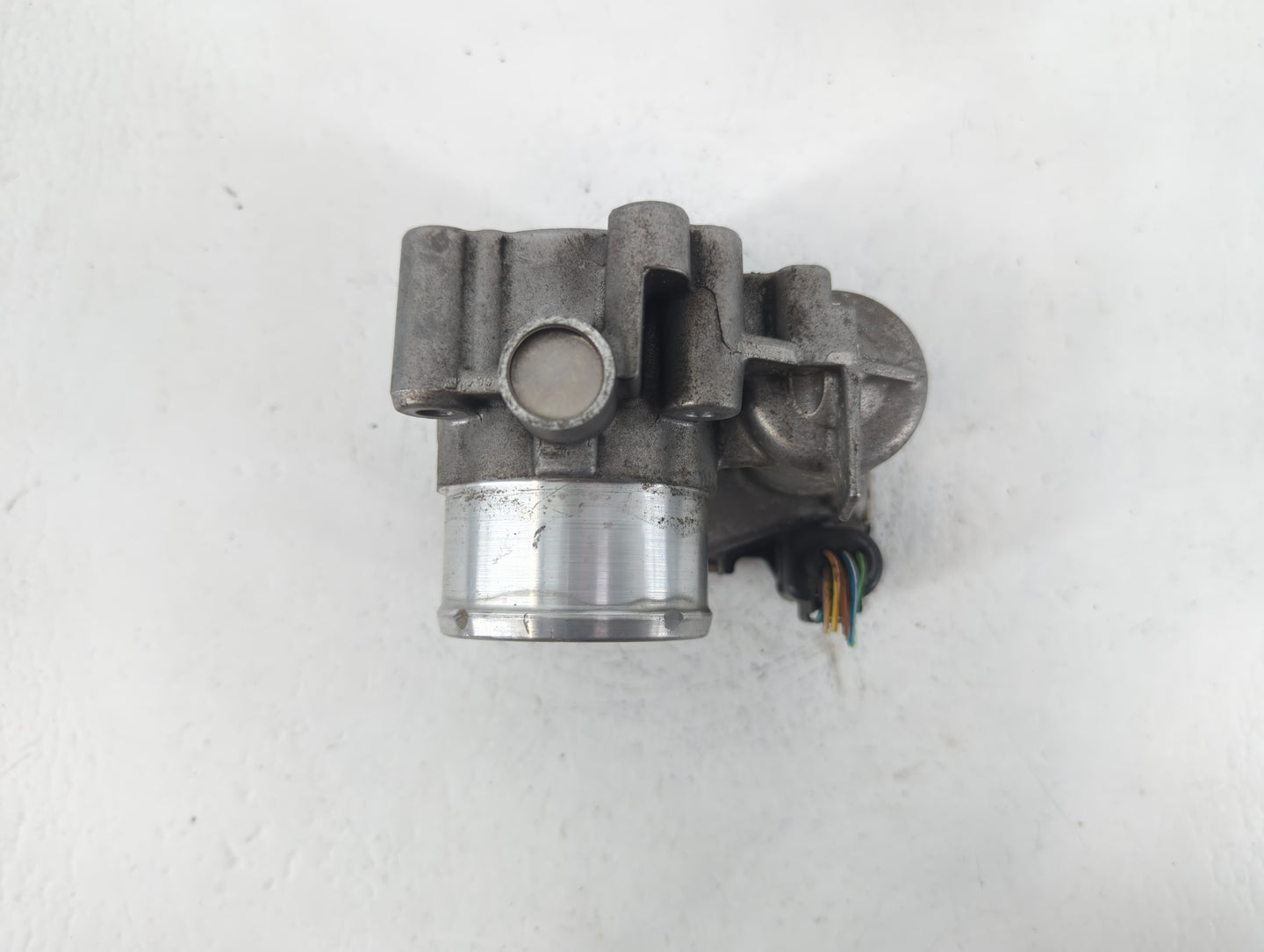 2013-2016 Ford Escape Throttle Body P/N:7S7G-9F991-CA Fits Fits 2013 2014 2015 2016 2017 2018 2019 OEM Used Auto Parts - Oem
