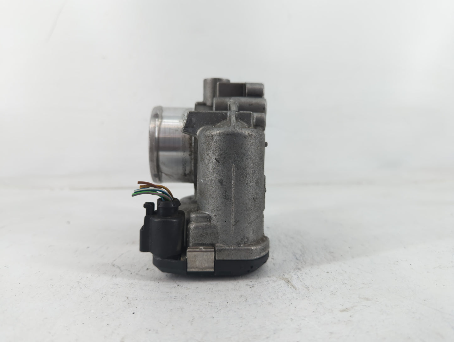 2013-2016 Ford Escape Throttle Body P/N:7S7G-9F991-CA Fits Fits 2013 2014 2015 2016 2017 2018 2019 OEM Used Auto Parts - Oem