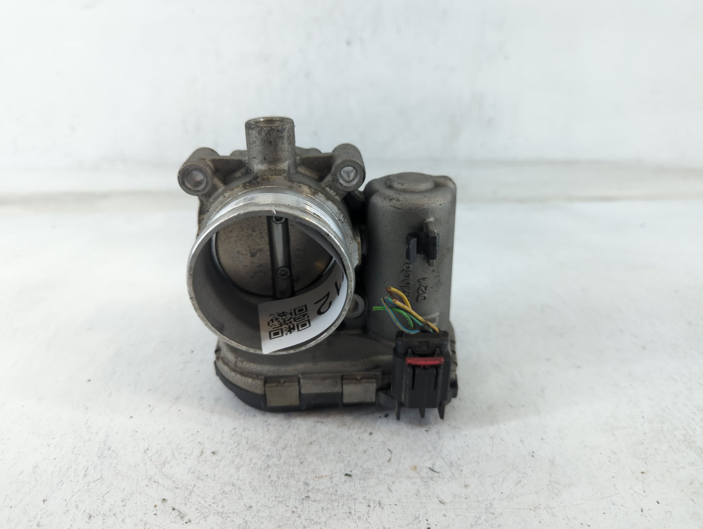 2013-2016 Ford Escape Throttle Body P/N:12201 003914, CF335, CM5E 9F991AD Fits Fits 2012 2013 2014 2015 2016 2017 OEM Used A