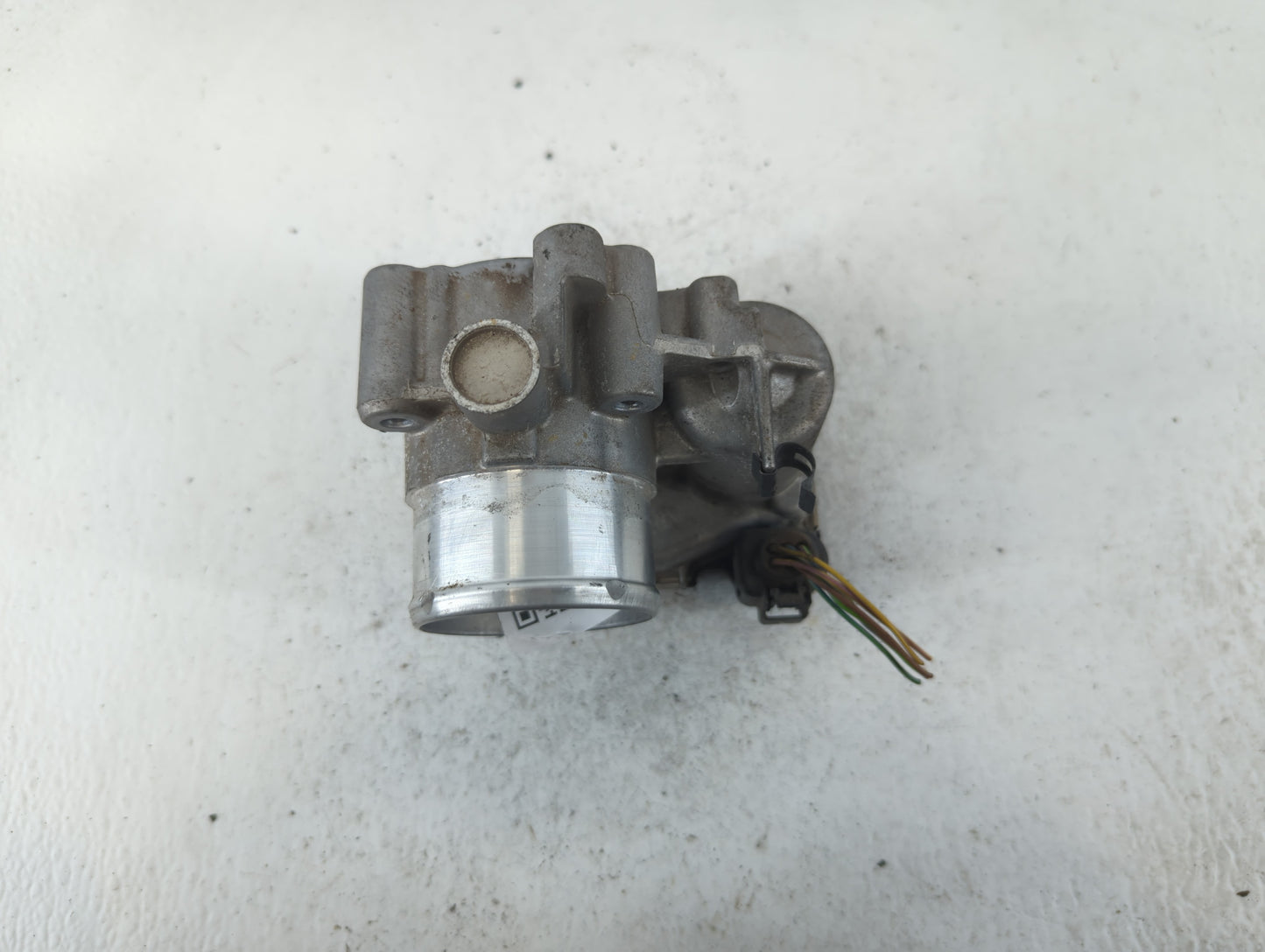 2013-2016 Ford Escape Throttle Body P/N:7S7G-9F991-CA Fits Fits 2013 2014 2015 2016 2017 2018 2019 OEM Used Auto Parts - Oem