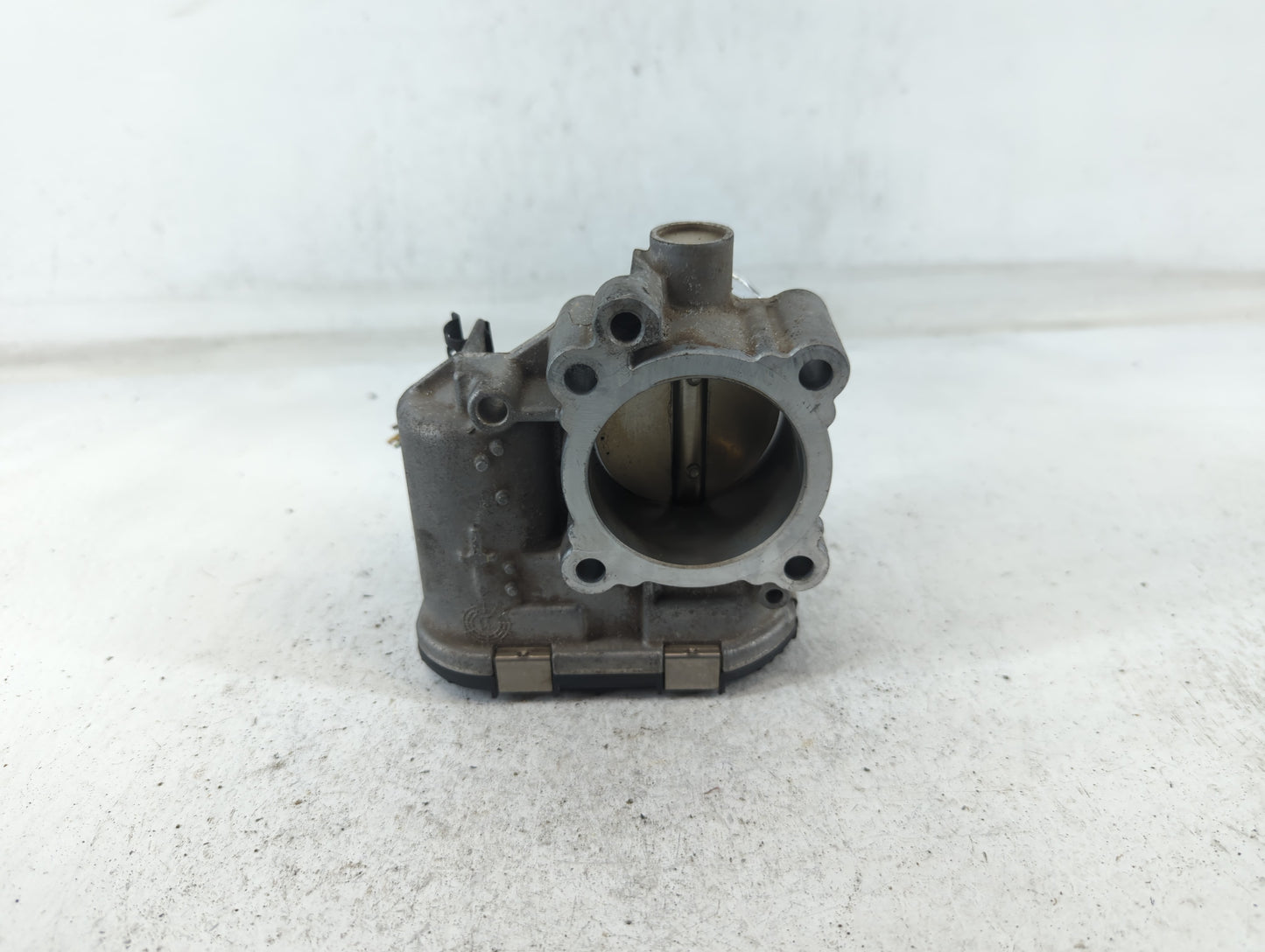 2013-2016 Ford Escape Throttle Body P/N:7S7G-9F991-CA Fits Fits 2013 2014 2015 2016 2017 2018 2019 OEM Used Auto Parts - Oem
