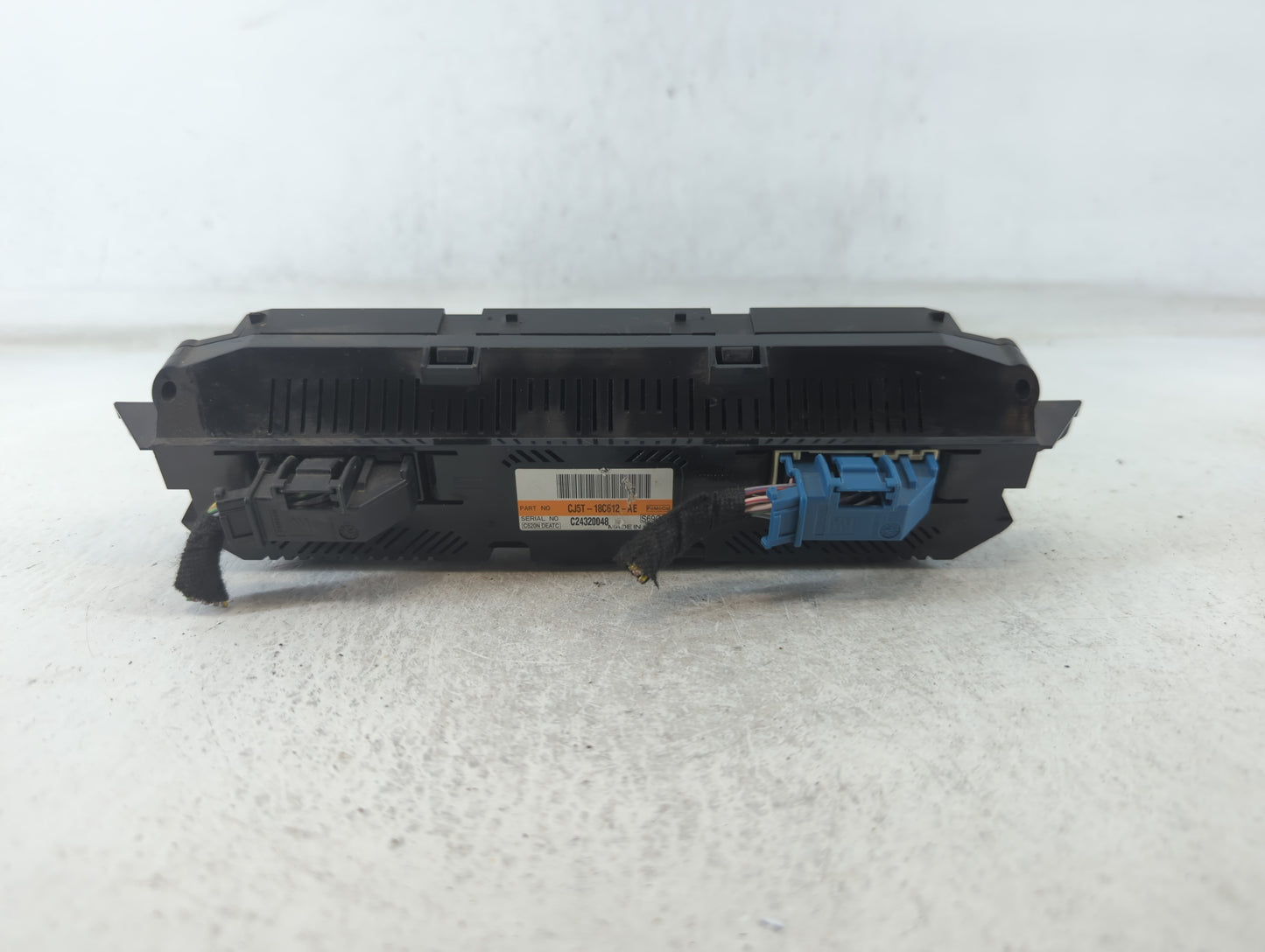 2013 Ford Escape Climate Control Module Temperature AC/Heater Replacement P/N:C24320048 CJ5T-18C612-AE Fits OEM Used Auto Pa