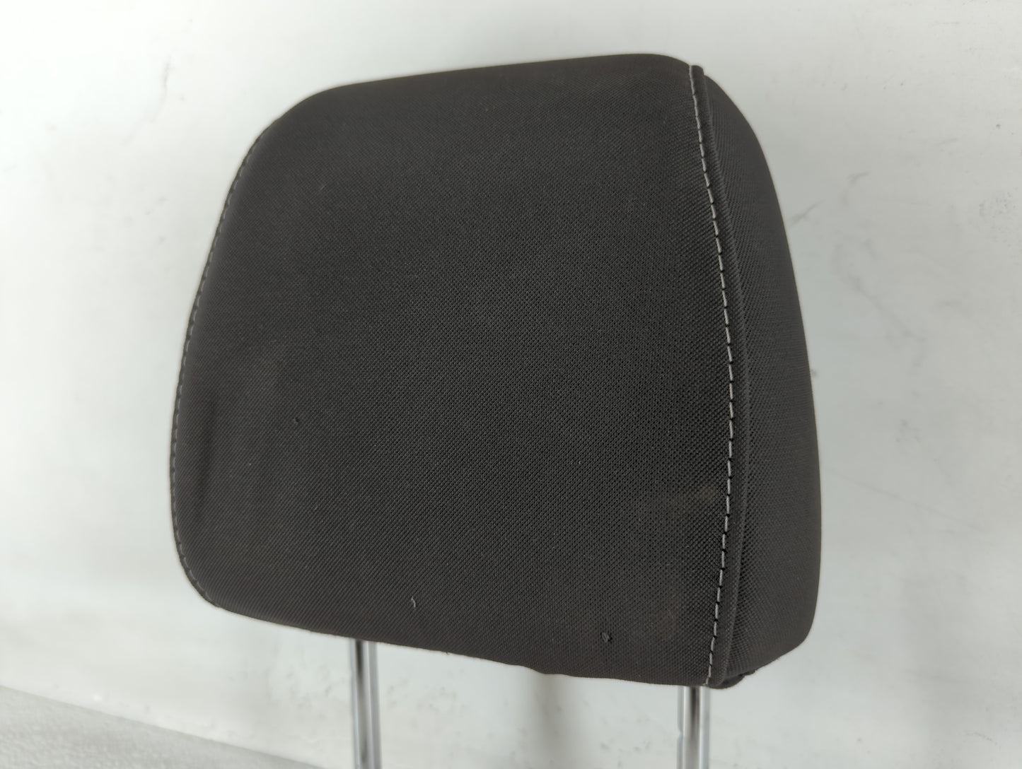 Ford Escape Headrest Head Rest Front Driver Passenger Seat Black - Oemusedautoparts1.com