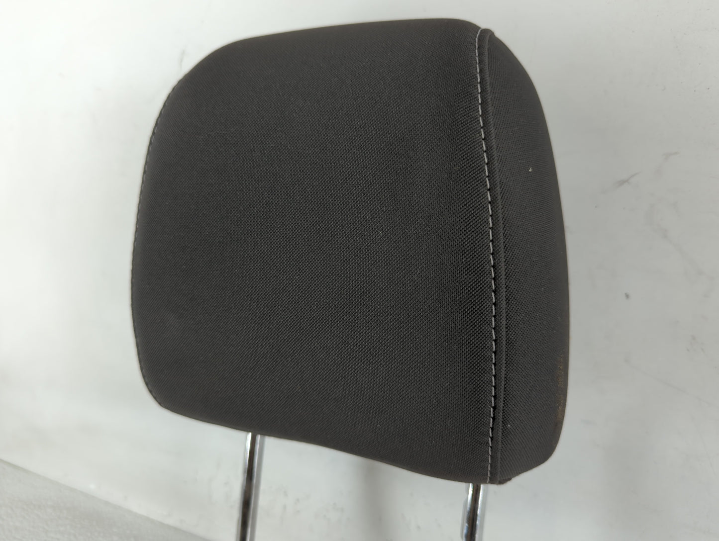 2013-2015 Ford Escape Headrest Head Rest Front Driver Passenger Seat - Oemusedautoparts1.com