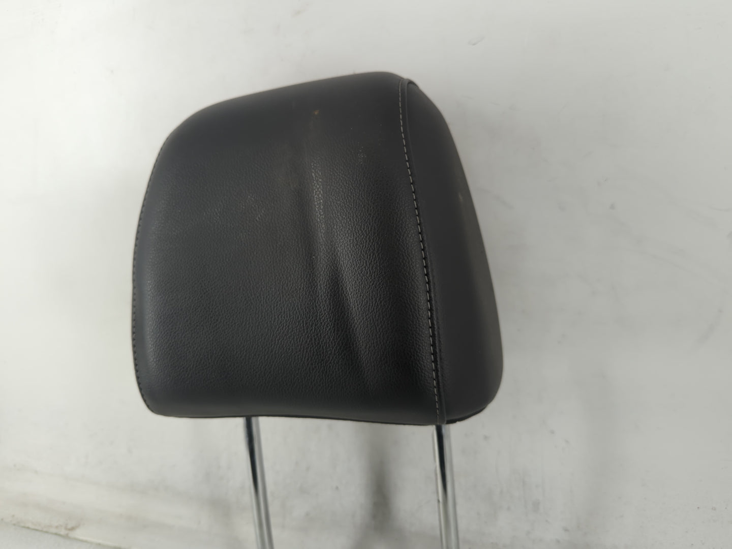 2013 Ford Escape Headrest Head Rest Front Driver Passenger Seat Black - Oemusedautoparts1.com