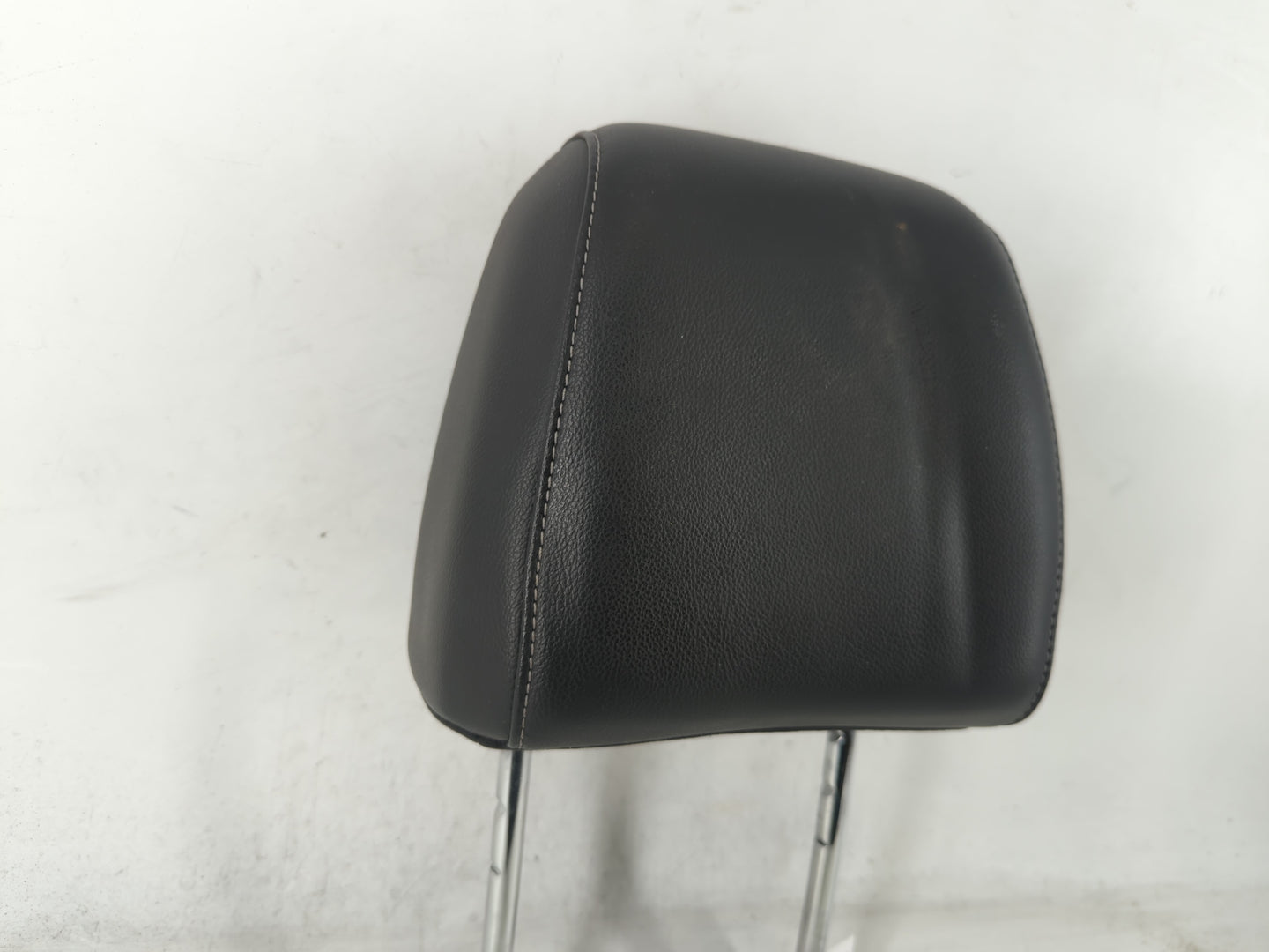 2013 Ford Escape Headrest Head Rest Front Driver Passenger Seat Black - Oemusedautoparts1.com