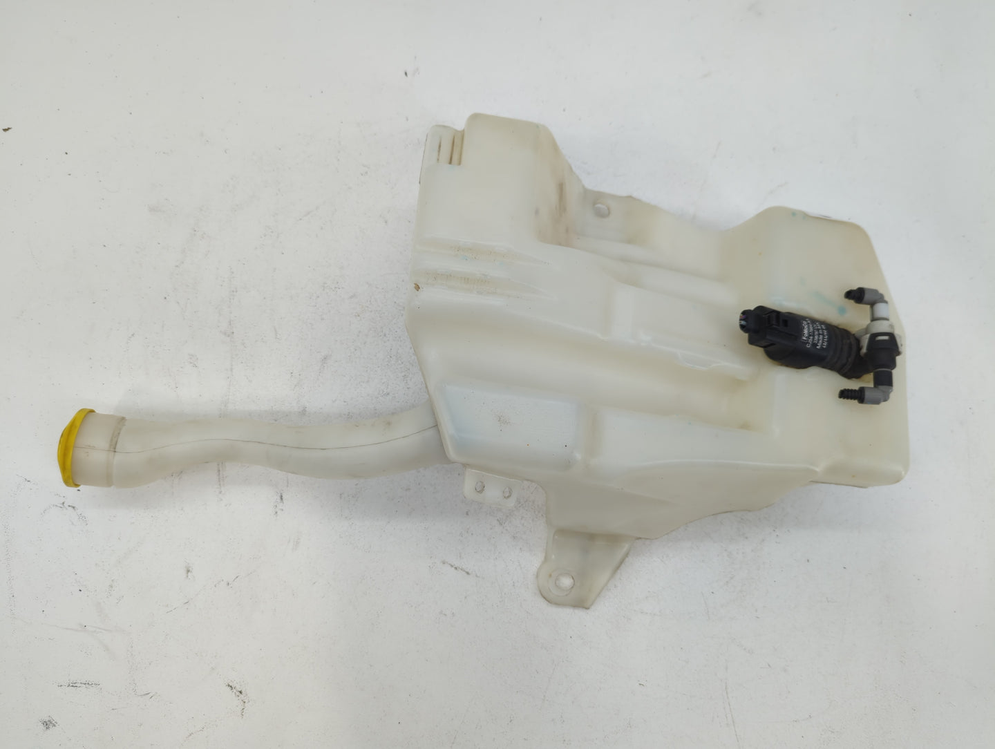 2013-2014 Ford Escape Windshield Washer Fluid Reservoir Bottle Oem - Oemusedautoparts1.com