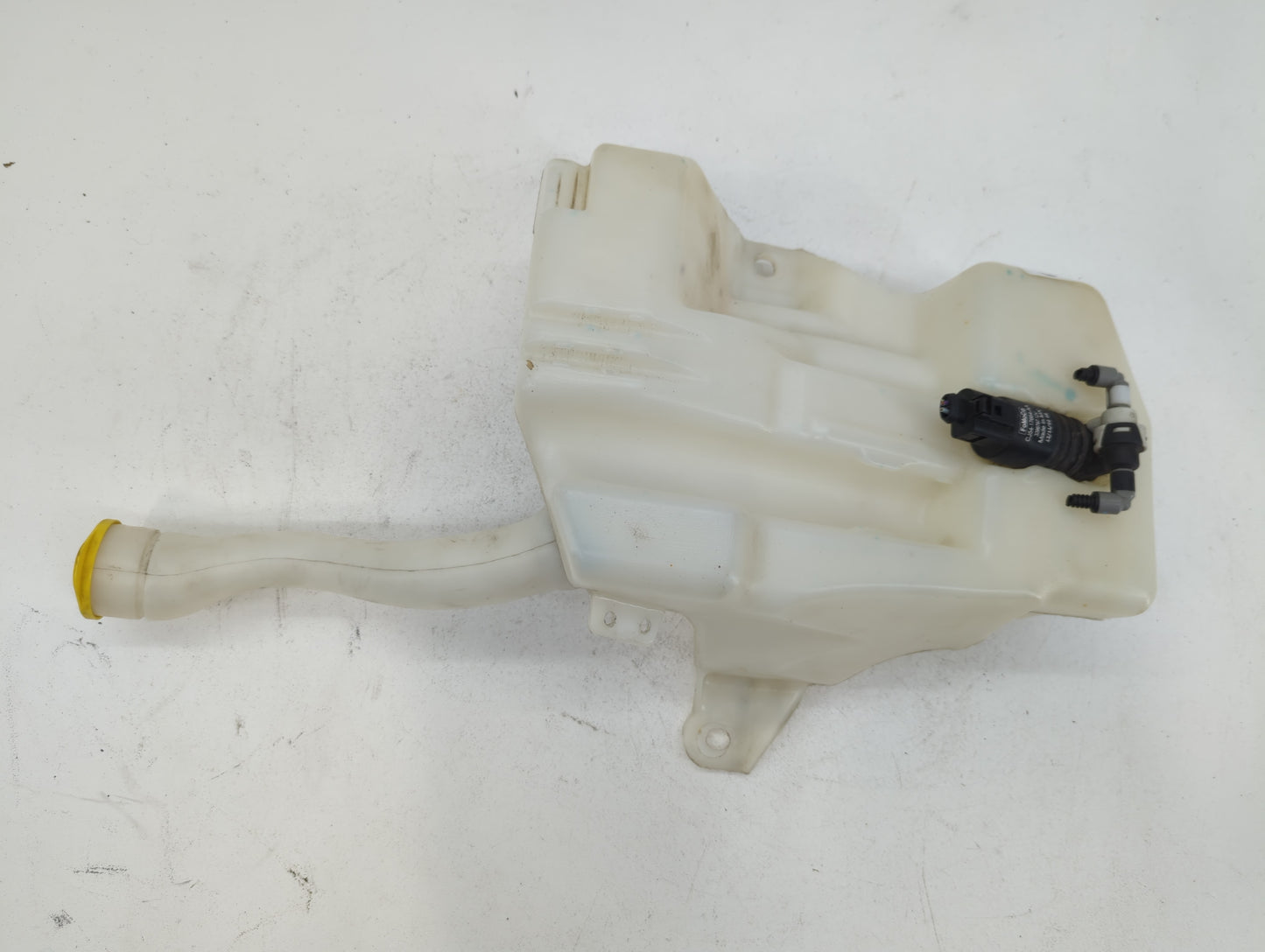 2013-2014 Ford Escape Windshield Washer Fluid Reservoir Bottle Oem - Oemusedautoparts1.com
