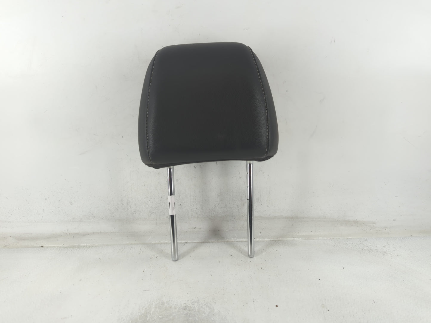 2013 Ford Escape Headrest Head Rest Front Driver Passenger Seat Fits OEM Used Auto Parts - Oemusedautoparts1.com