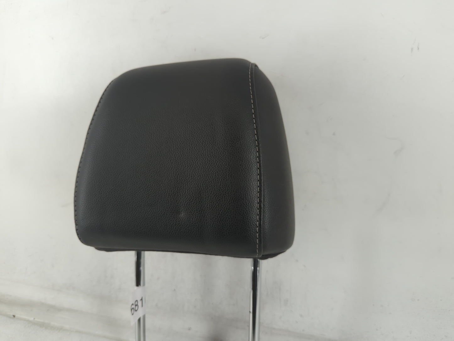 2013 Ford Escape Headrest Head Rest Front Driver Passenger Seat Fits OEM Used Auto Parts - Oemusedautoparts1.com