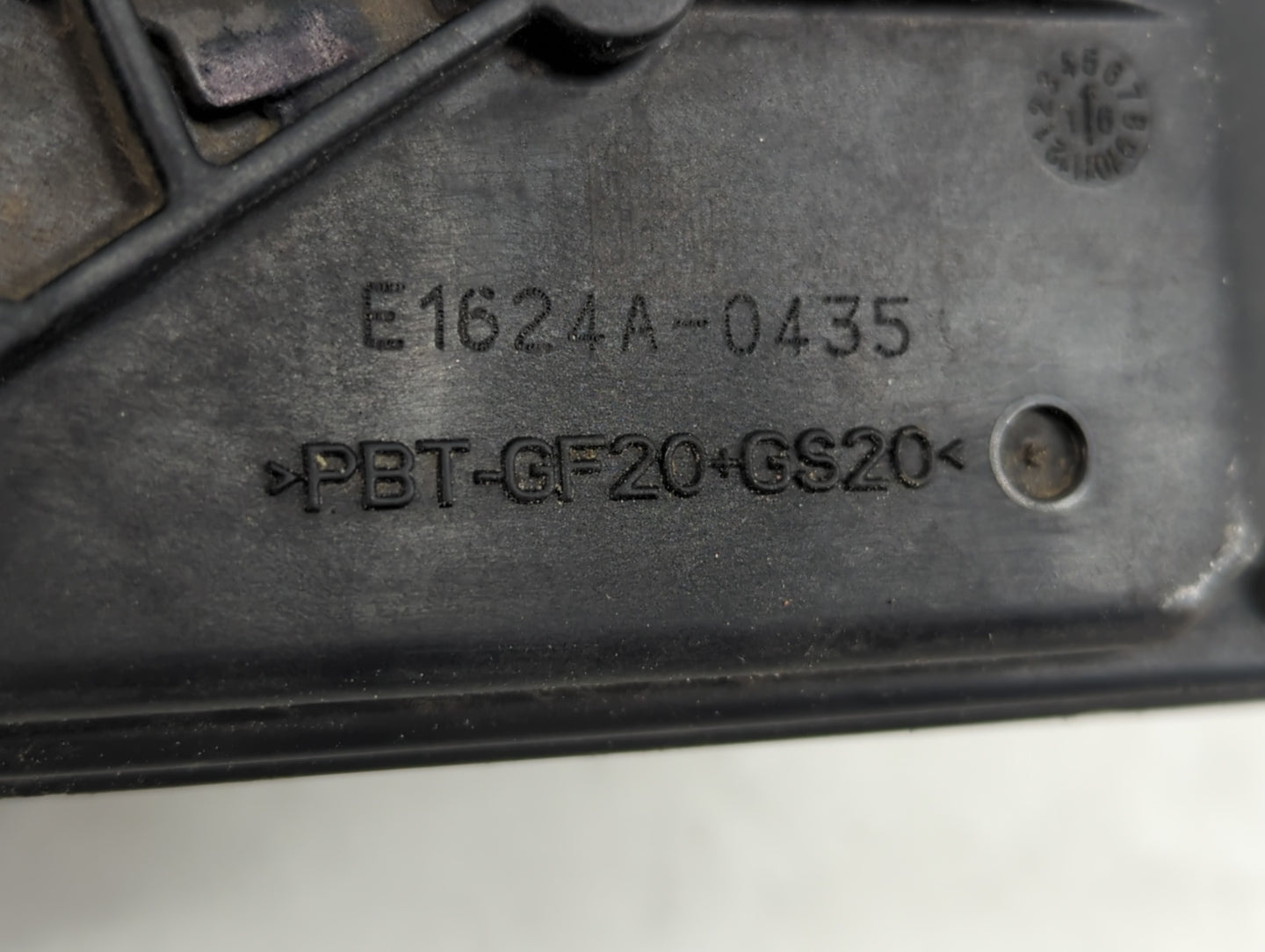 2013-2022 Ford Escape Throttle Body P/N:E1624A-0435 PBT-GF20-GS20 Fits Fits 2013 2014 2015 2016 2017 2018 2019 2020 2021 202