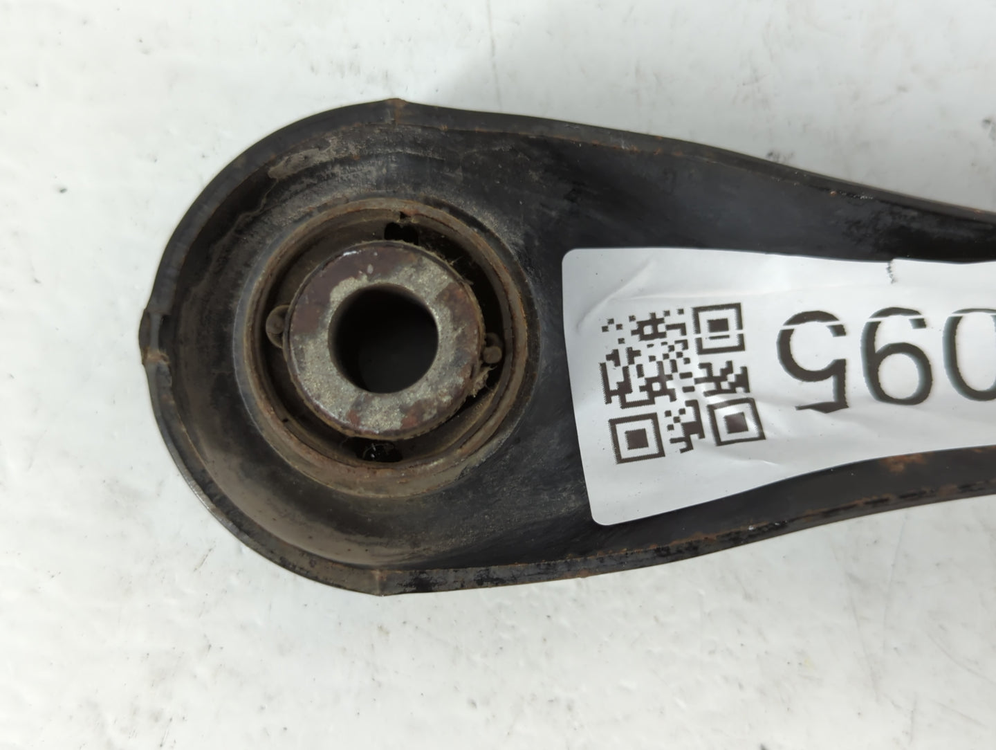 2013-2019 Ford Escape Passenger Rear Lower Control Arm Oem - Oemusedautoparts1.com