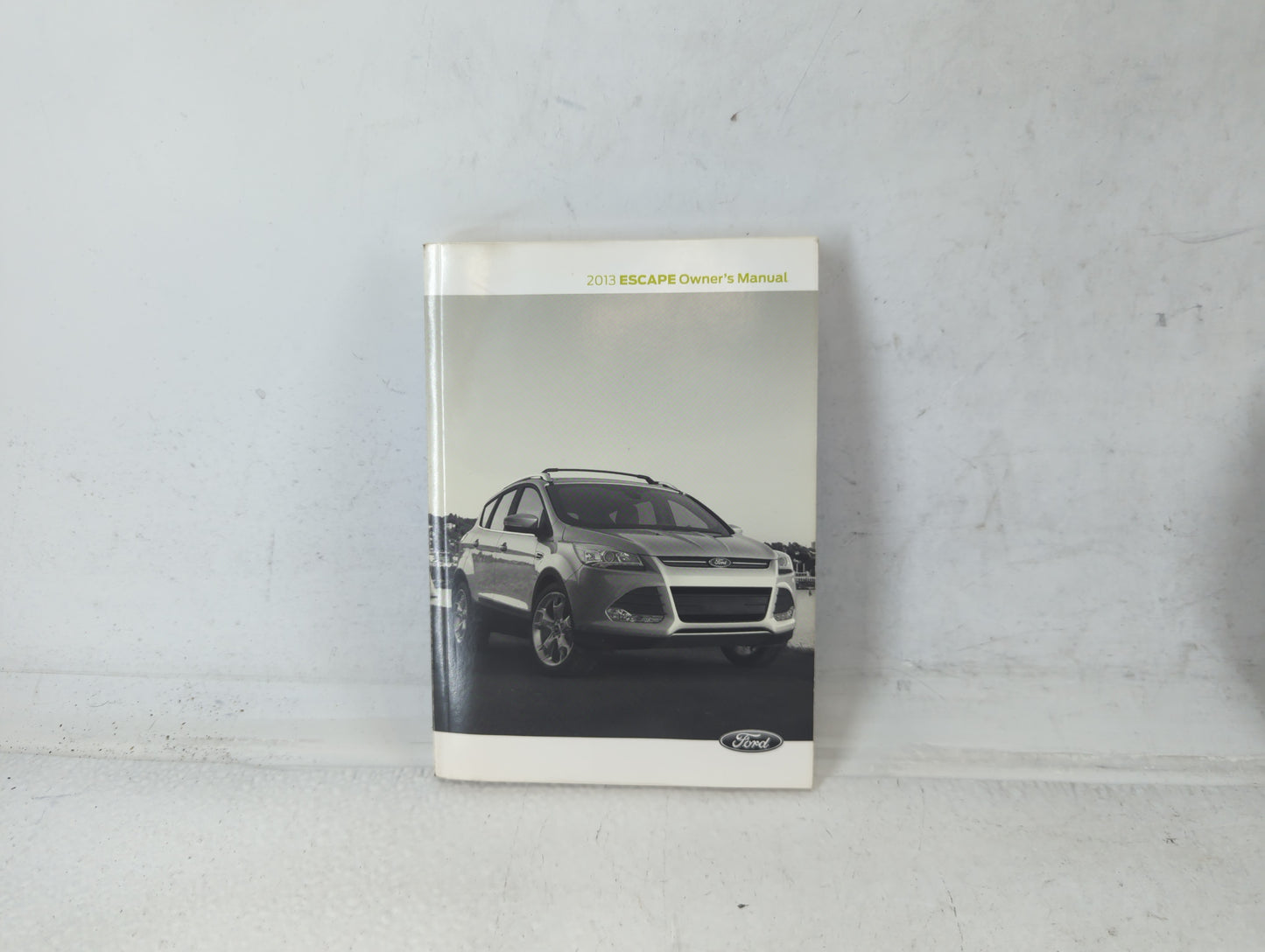2013 Ford Escape Owners Manual Book Guide P/N:DJ5J19A321 AA OEM Used Auto Parts - Oemusedautoparts1.com