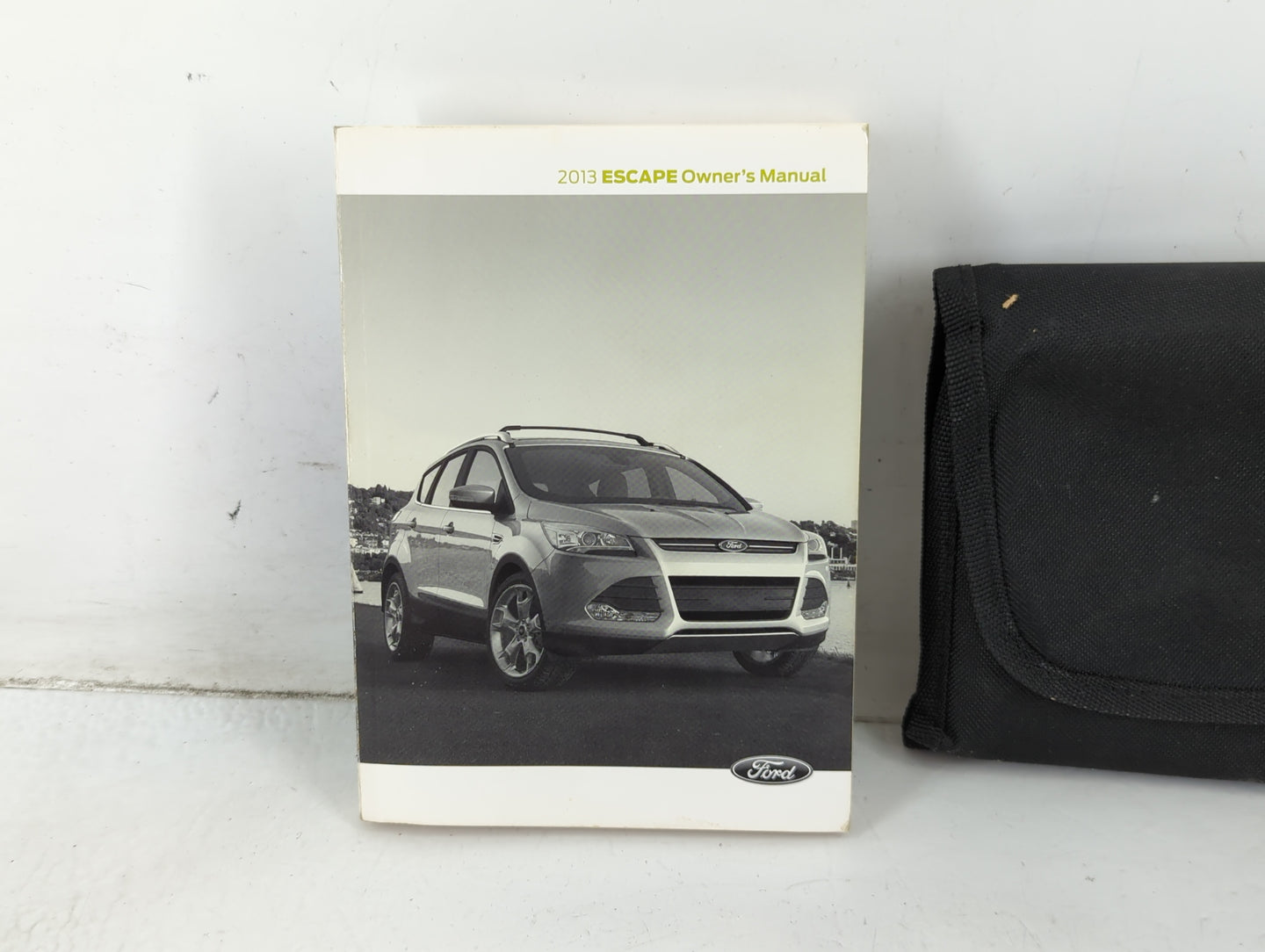 2013 Ford Escape Owners Manual Book Guide P/N:DJ5J 19A321 AA OEM Used Auto Parts - Oemusedautoparts1.com