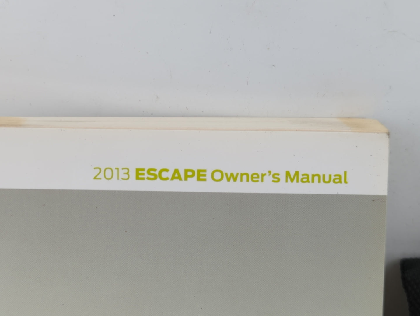 2013 Ford Escape Owners Manual Book Guide P/N:DJ5J 19A321 AA OEM Used Auto Parts - Oemusedautoparts1.com